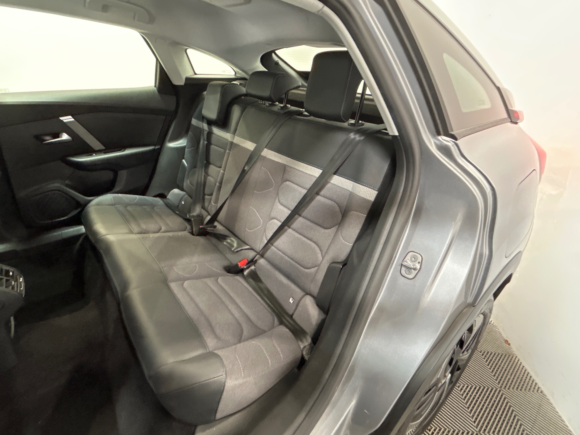 CITROEN C4 PureTech 130 BVM6 Plus
