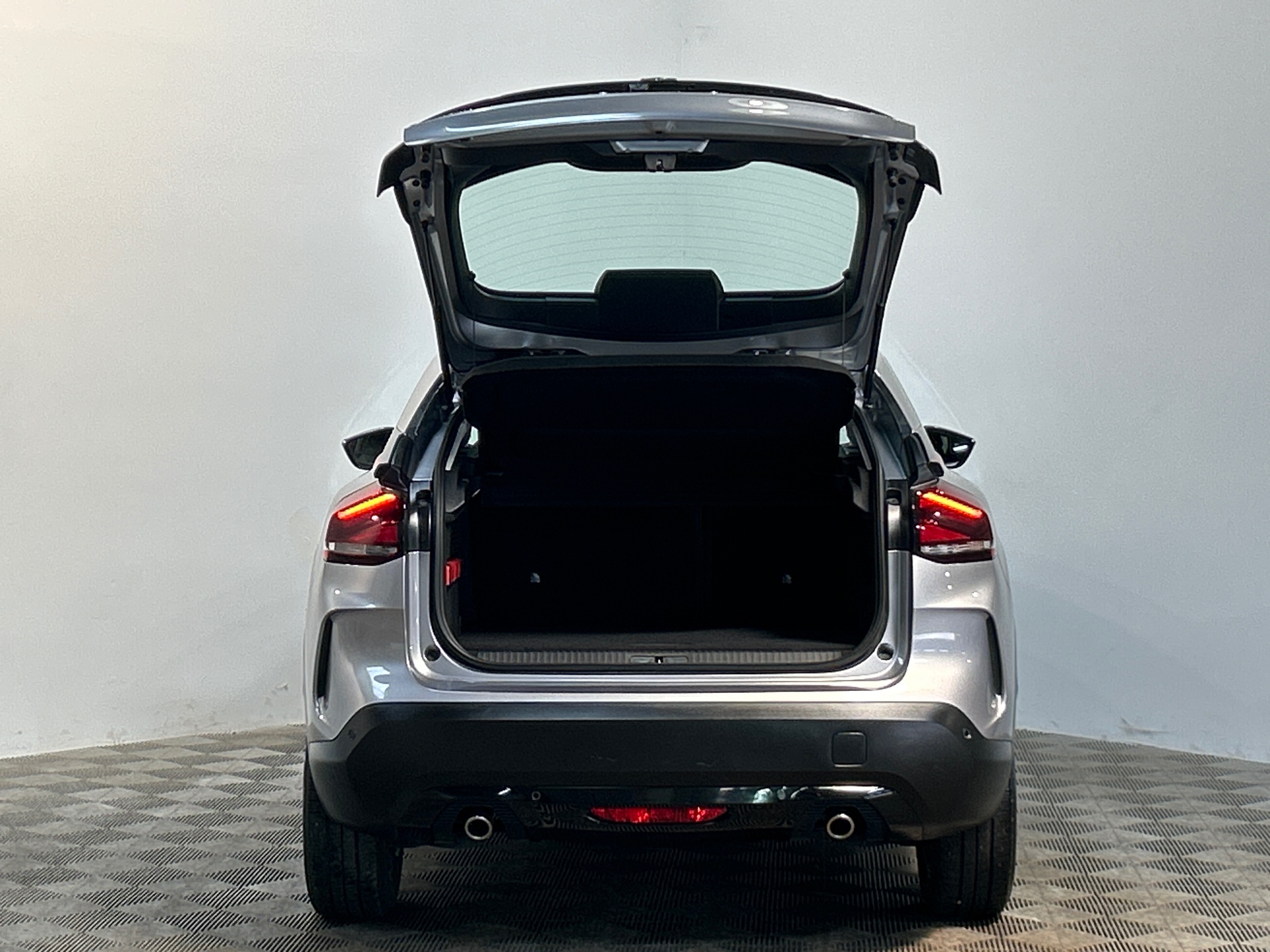 CITROEN C4 PureTech 130 BVM6 Plus