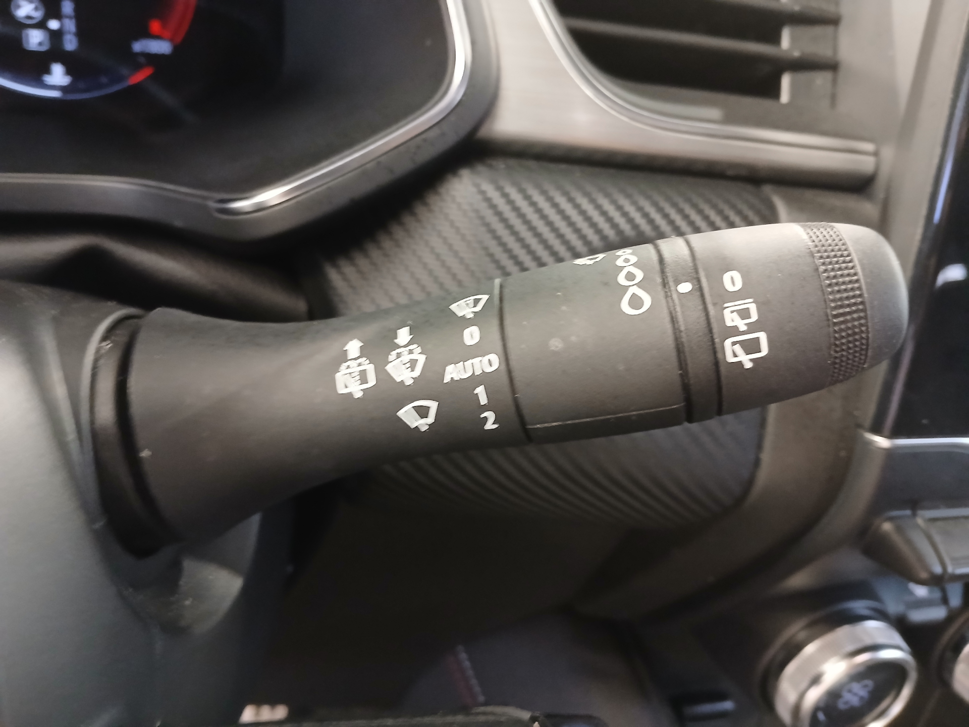 RENAULT CAPTUR R.S. line mild hybrid 160 EDC