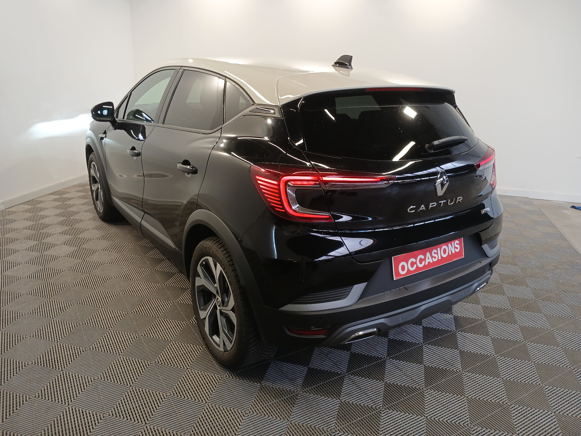 RENAULT CAPTUR R.S. line mild hybrid 160 EDC