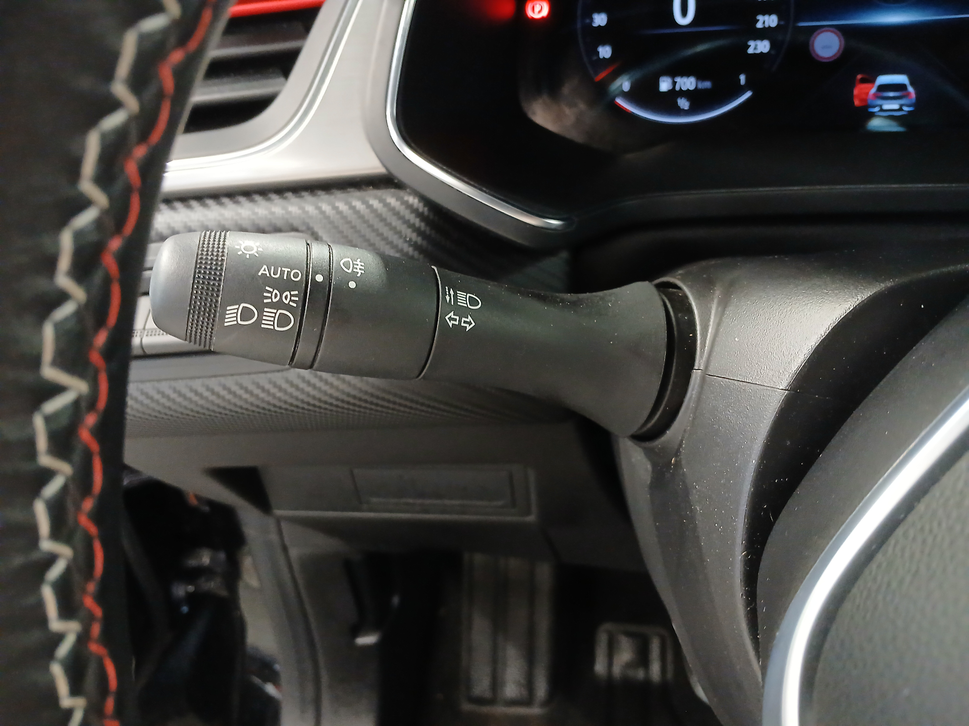 RENAULT CAPTUR R.S. line mild hybrid 160 EDC