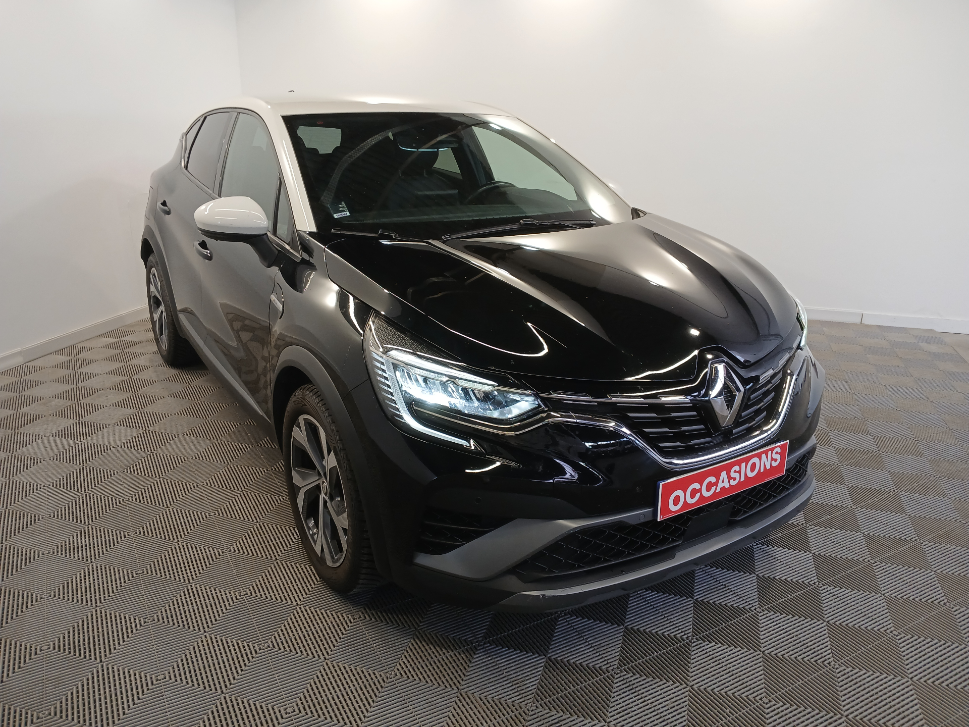 RENAULT CAPTUR R.S. line mild hybrid 160 EDC
