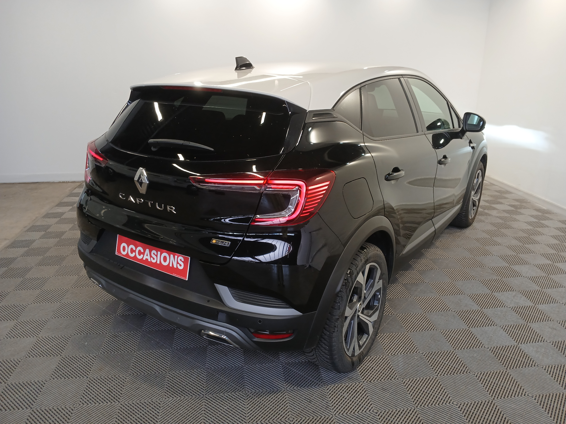 RENAULT CAPTUR R.S. line mild hybrid 160 EDC
