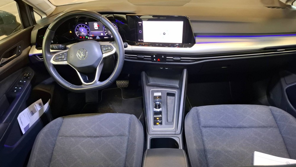 VOLKSWAGEN GOLF 1.0 eTSI OPF 110 DSG7 Life Business