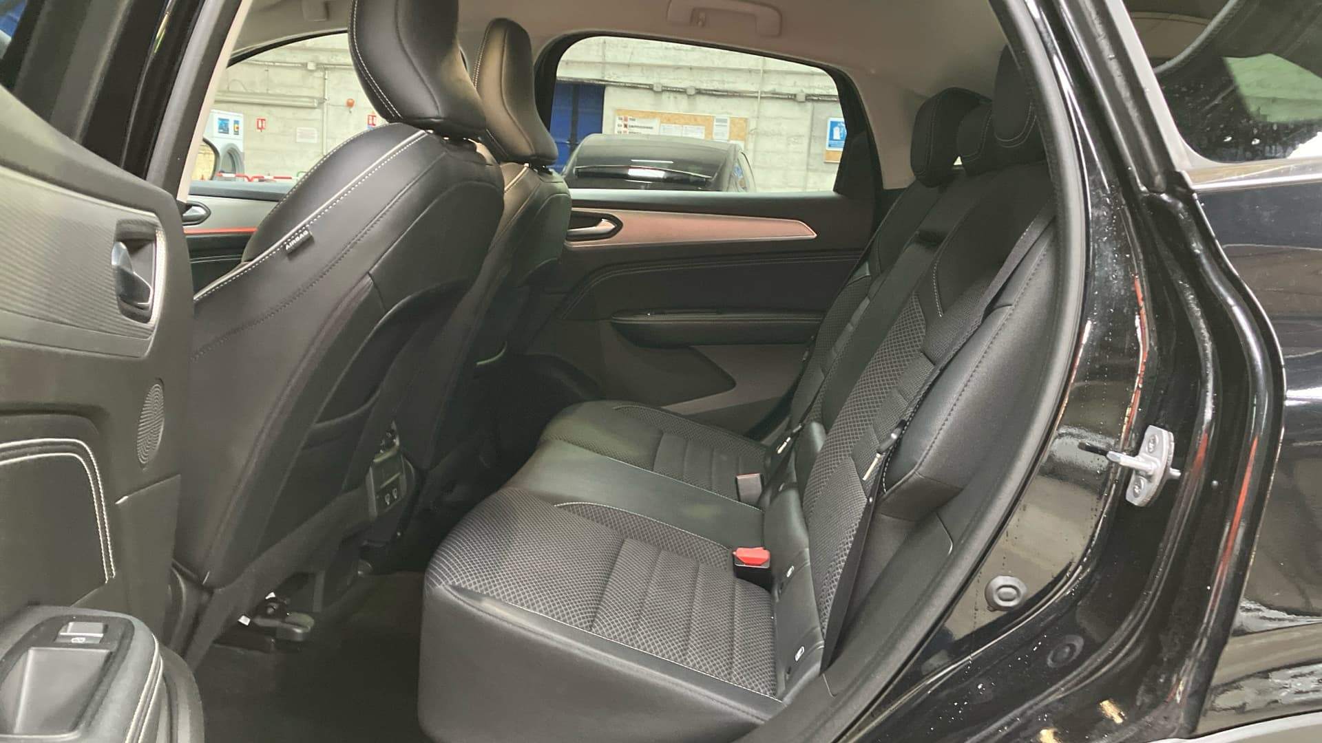 RENAULT ARKANA E-Tech hybride 145 - 22 Techno