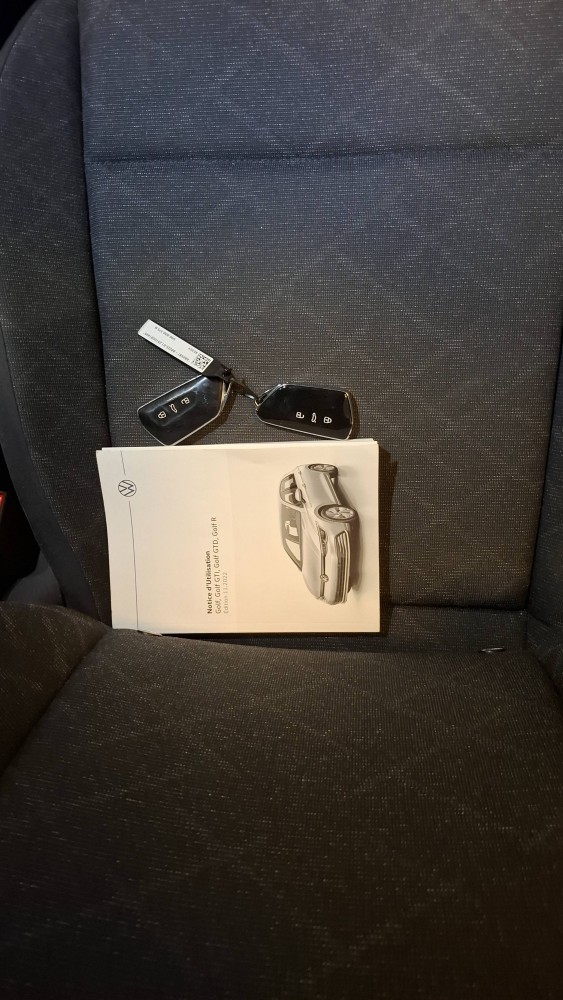 VOLKSWAGEN GOLF 1.0 eTSI OPF 110 DSG7 Life Business