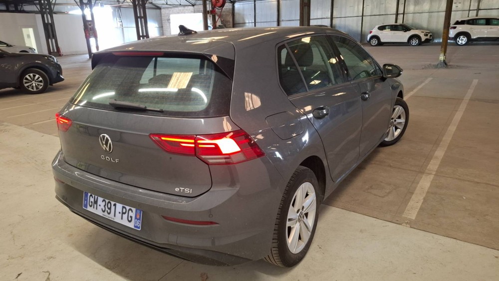 VOLKSWAGEN GOLF 1.0 eTSI OPF 110 DSG7 Life Business