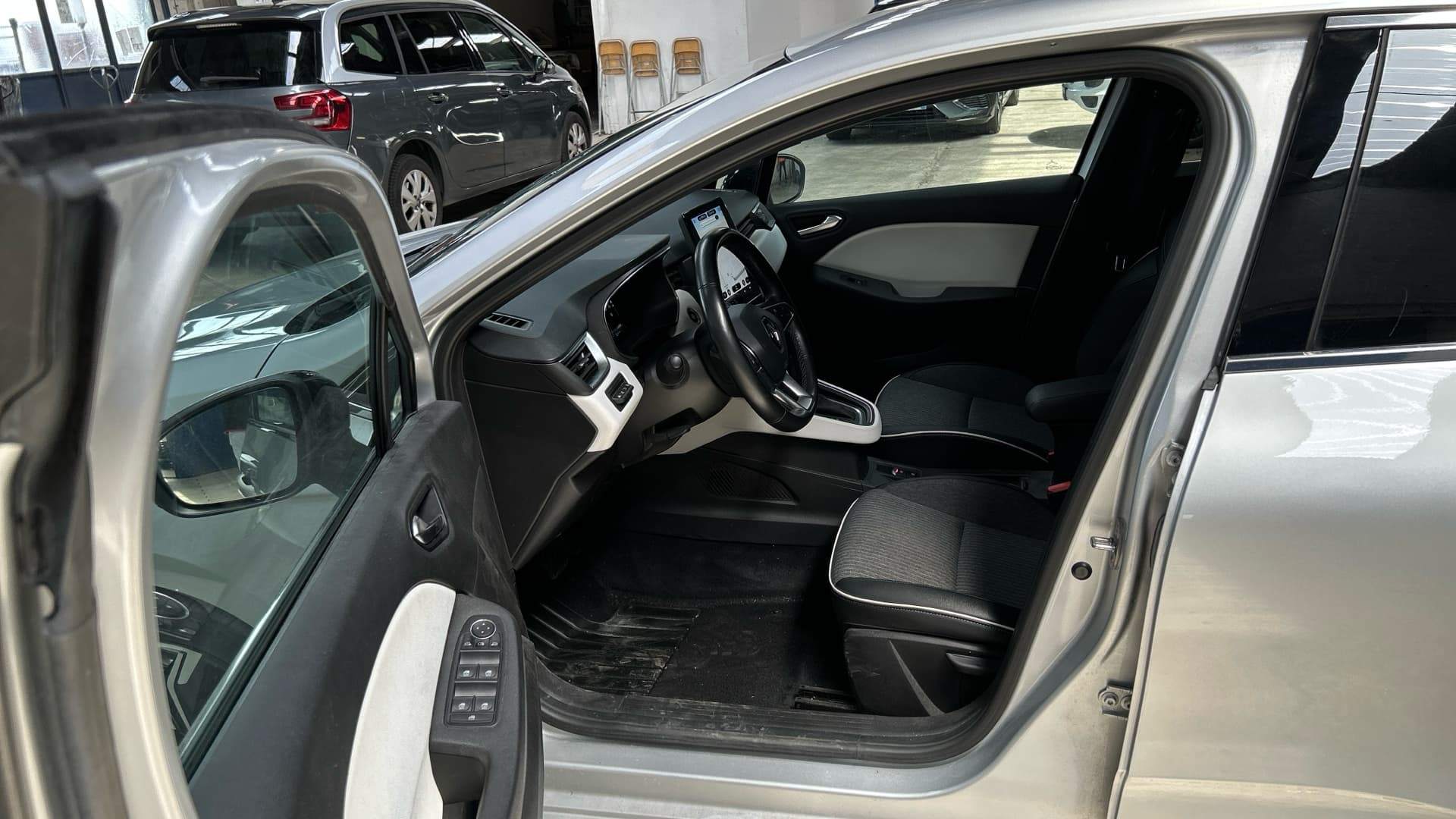 RENAULT CLIO V E-Tech full hybrid 145 Techno