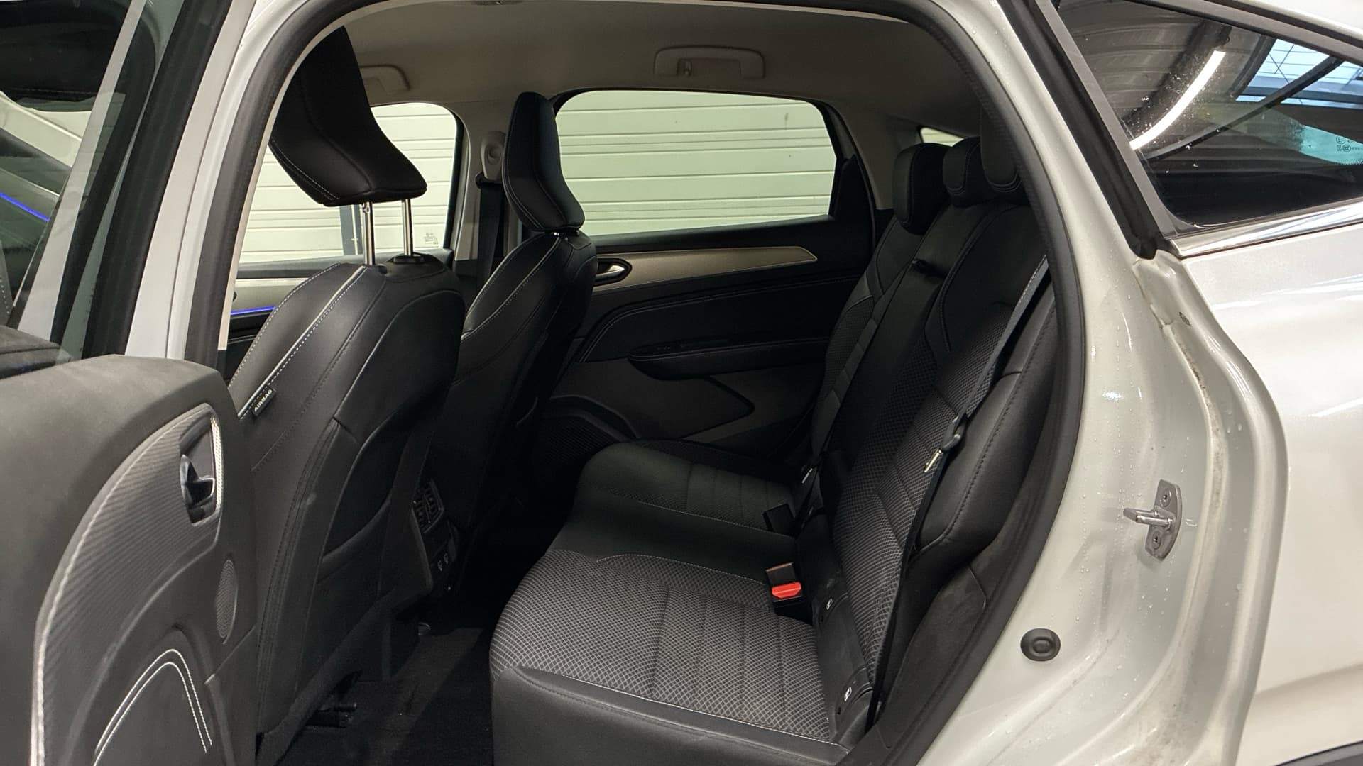 RENAULT ARKANA E-Tech hybride 145 - 22 Techno