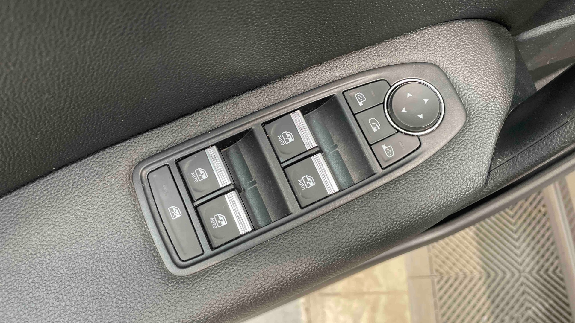 RENAULT CAPTUR TCe 90 Techno