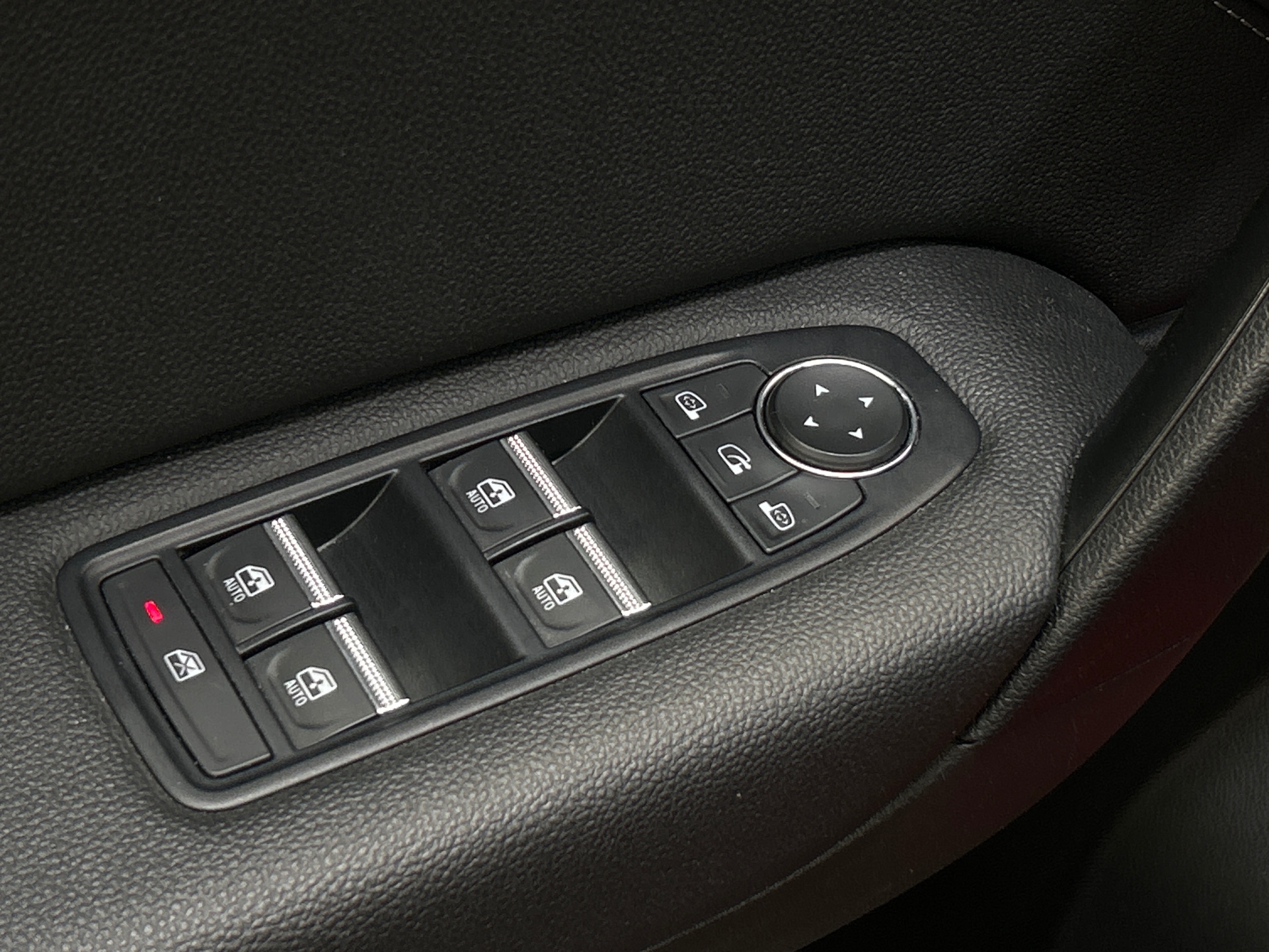 RENAULT CAPTUR techno mild hybrid 140