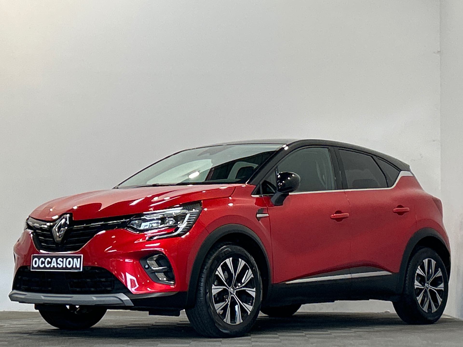RENAULT CAPTUR techno mild hybrid 140