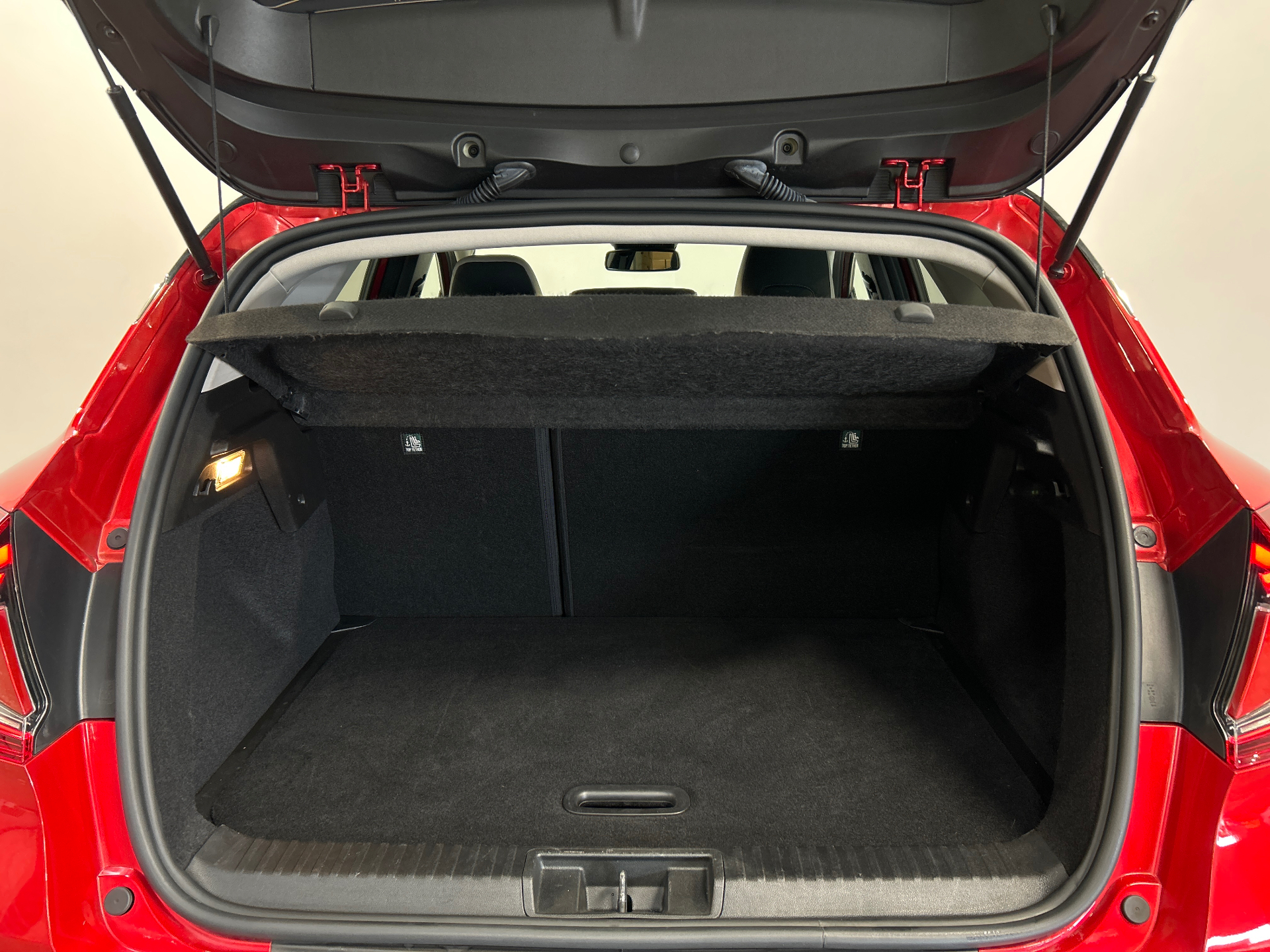 RENAULT CAPTUR TCe 140 EDC - 21 Intens