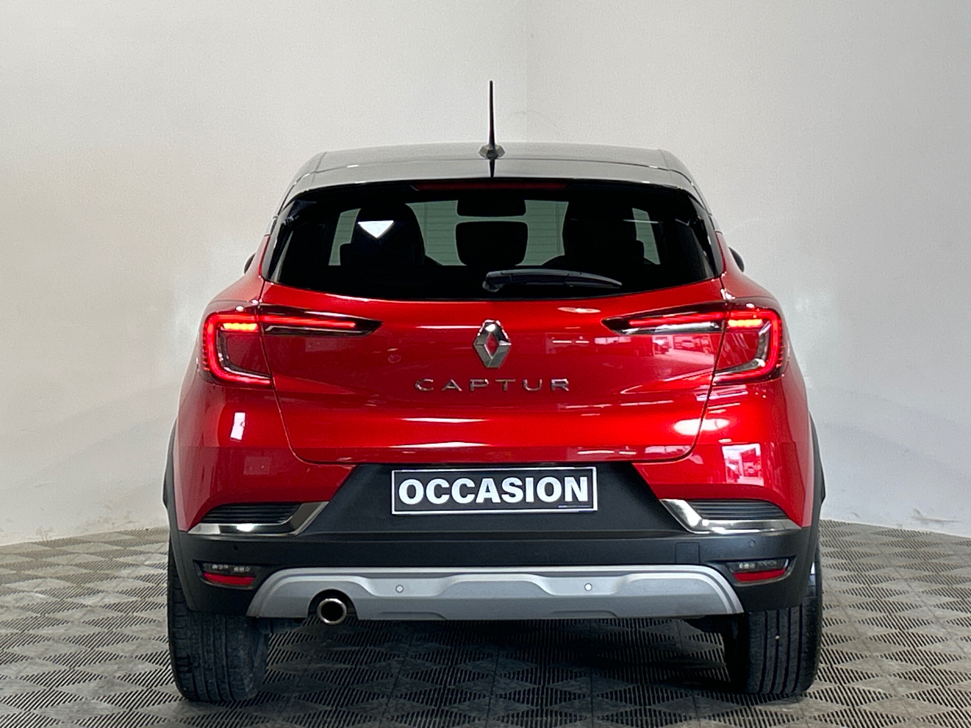 RENAULT CAPTUR TCe 140 EDC - 21 Intens