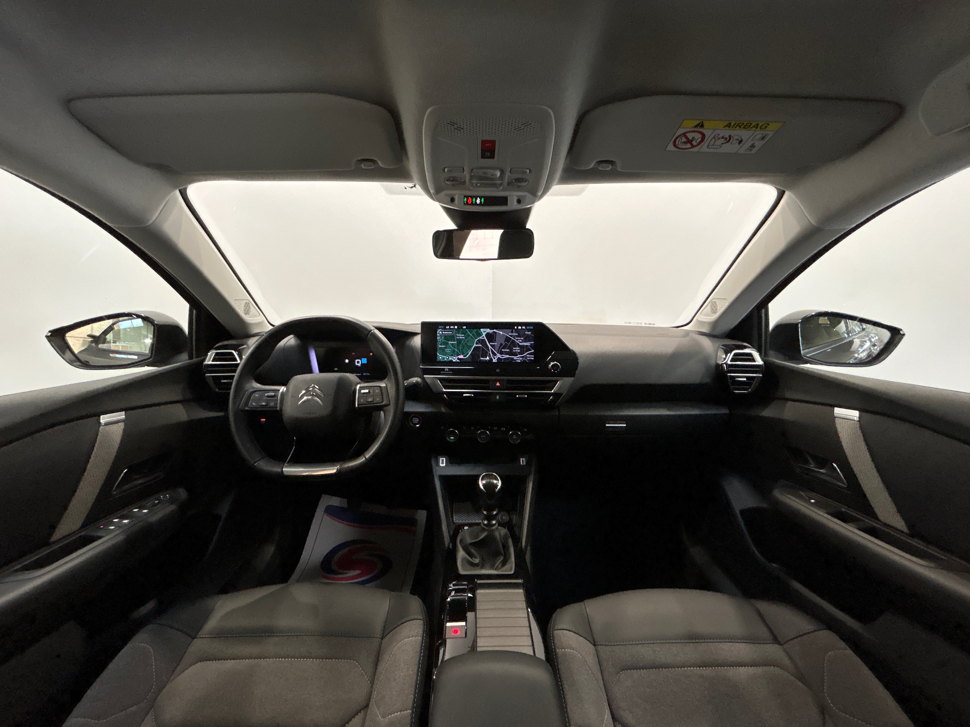 CITROEN C4 PureTech 130 BVM6 Plus