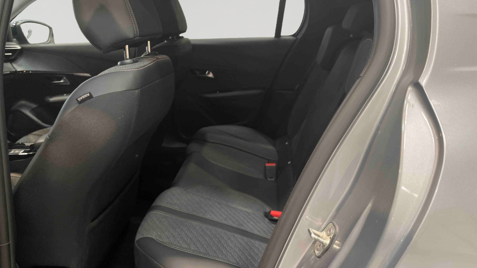 PEUGEOT 208 PureTech 100 S&S BVM6 Allure - 5P