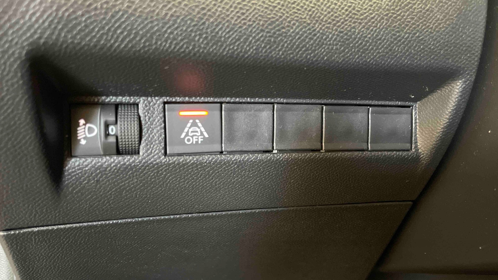 PEUGEOT 208 ACTIVE PACK PURETECH 75 S&S BVM5