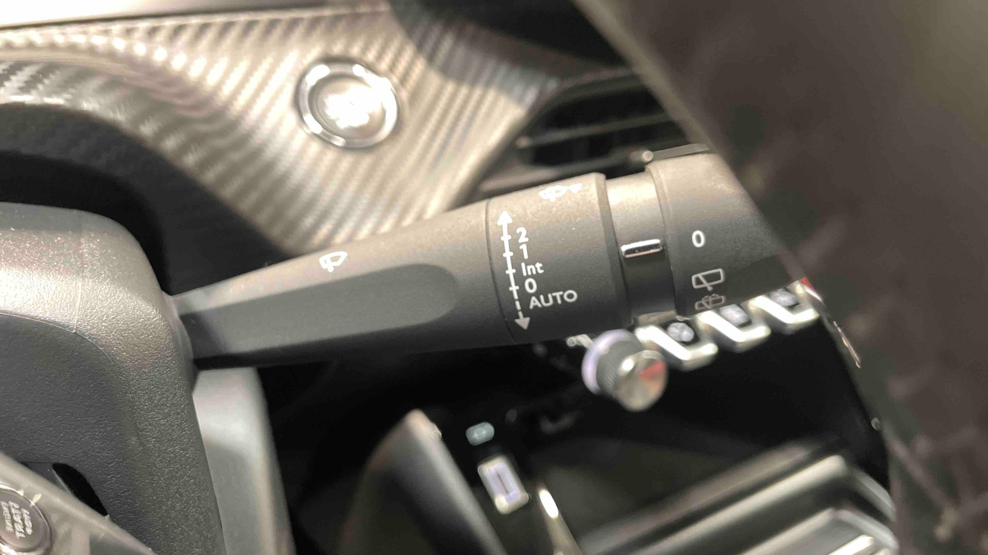 PEUGEOT 208 PureTech 100 S&S BVM6 Allure - 5P