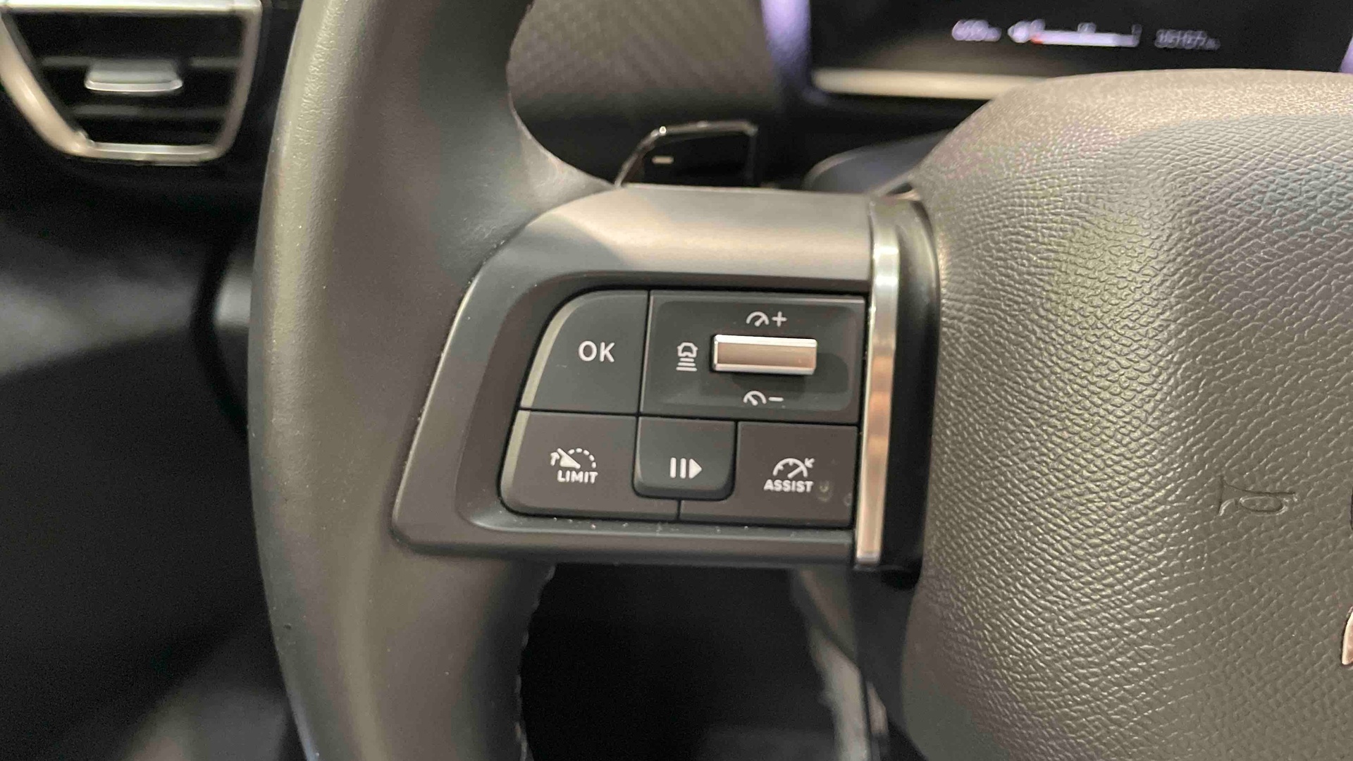 CITROEN C4 BlueHDi 130 EAT8 Max - 5P