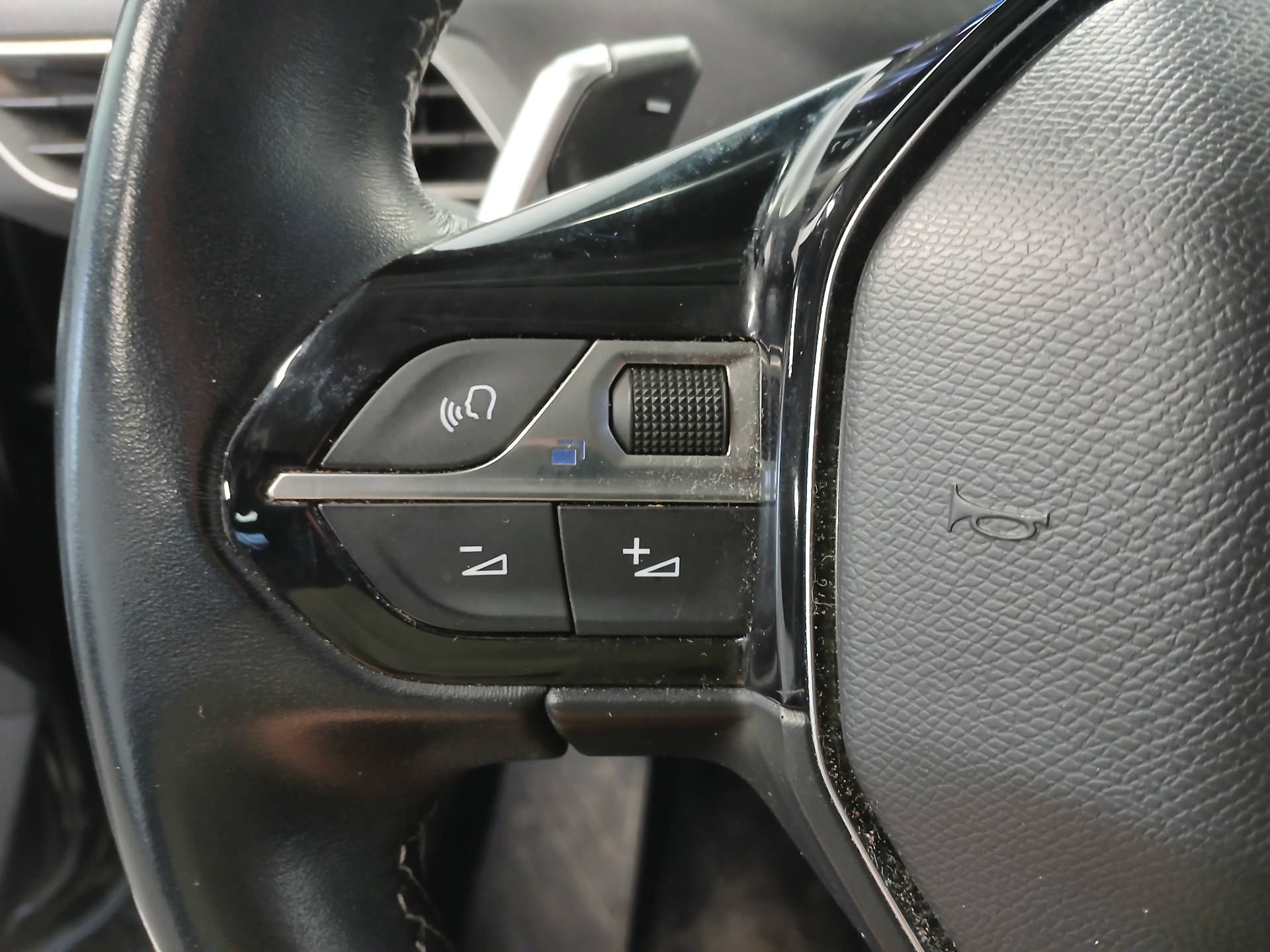PEUGEOT 5008 BlueHDi 130ch S&S EAT8 Allure Pack