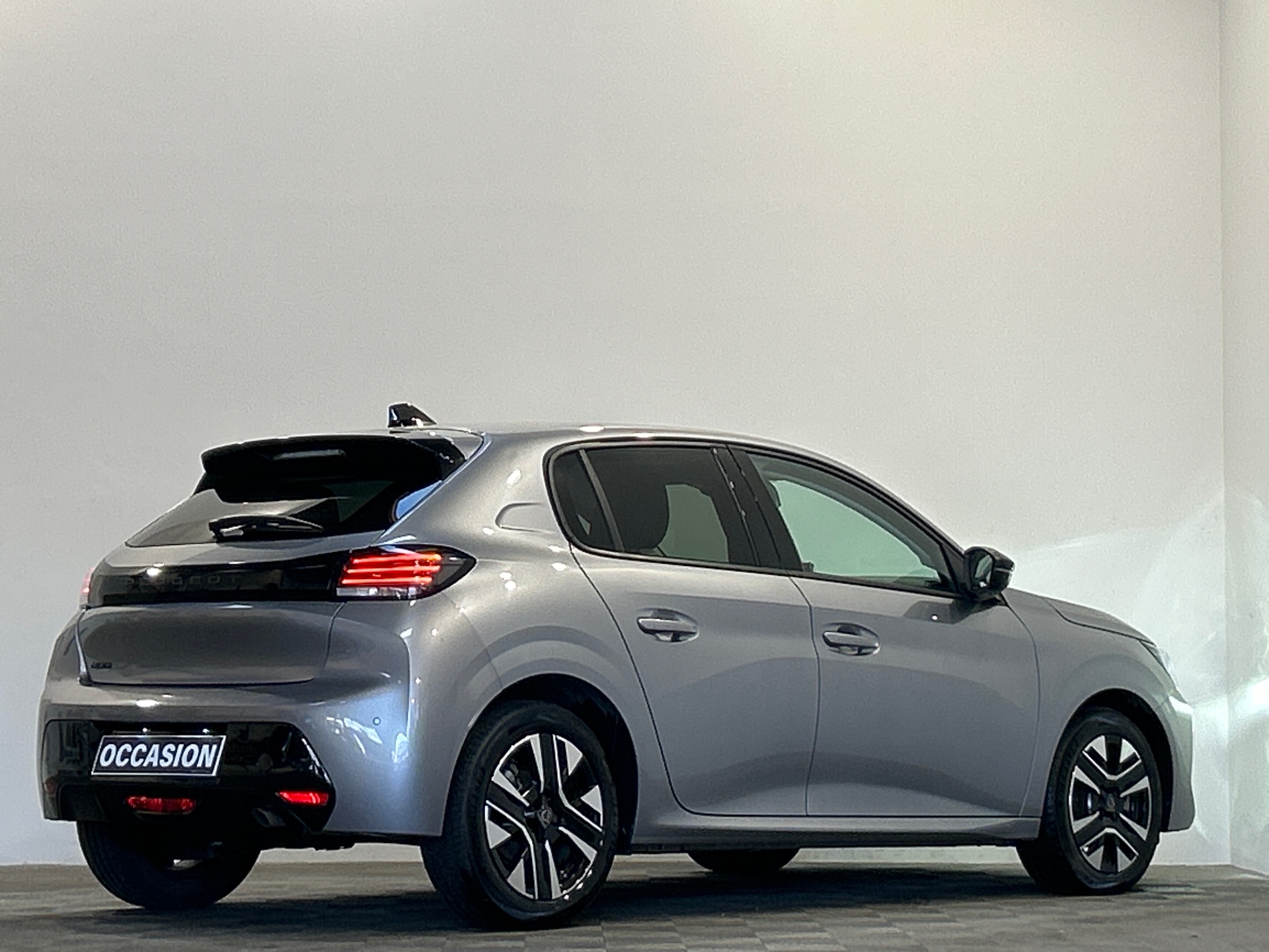 PEUGEOT 208 Allure 100 ch BVM6