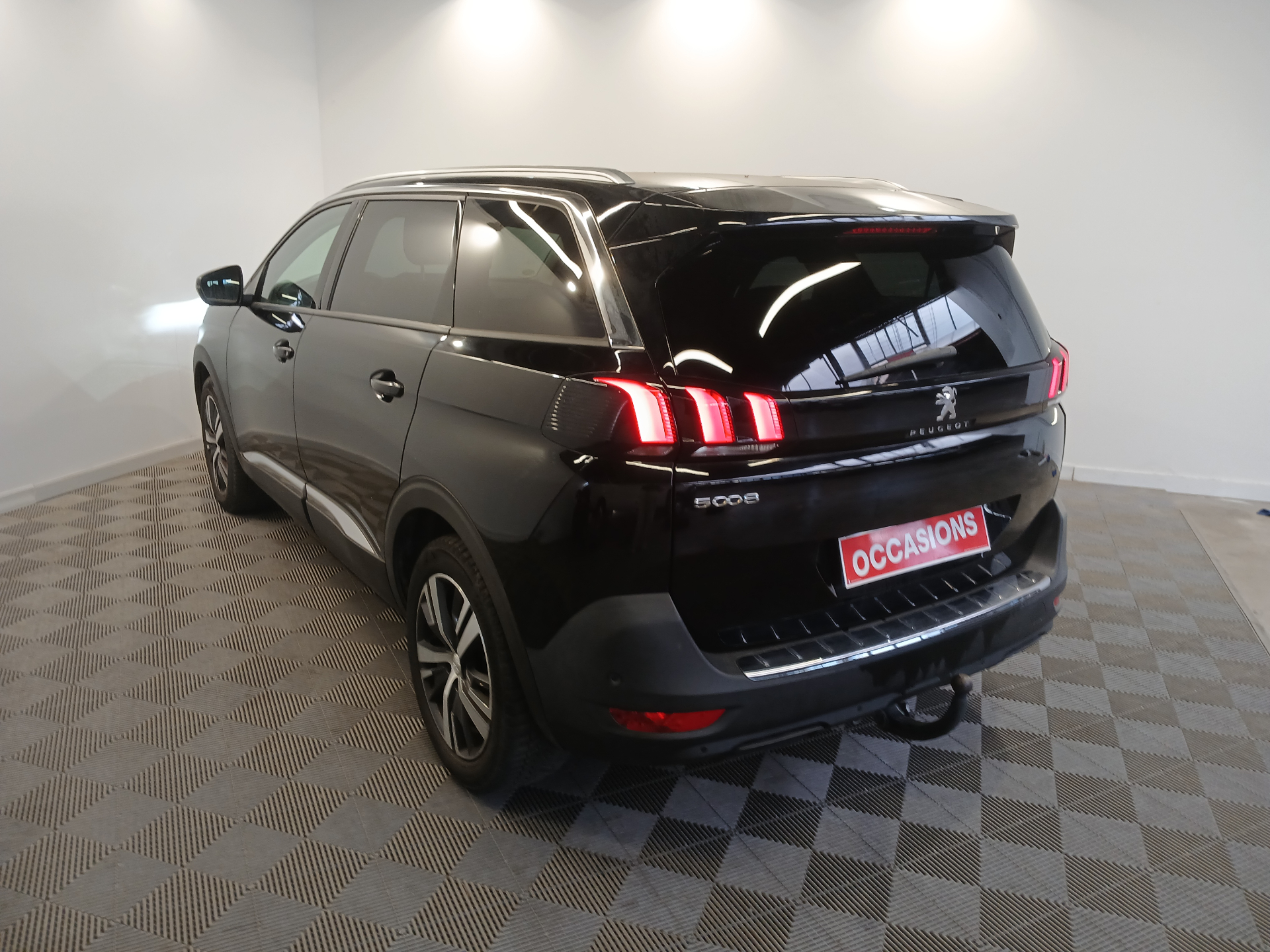 PEUGEOT 5008 BlueHDi 130ch S&S EAT8 Allure Pack