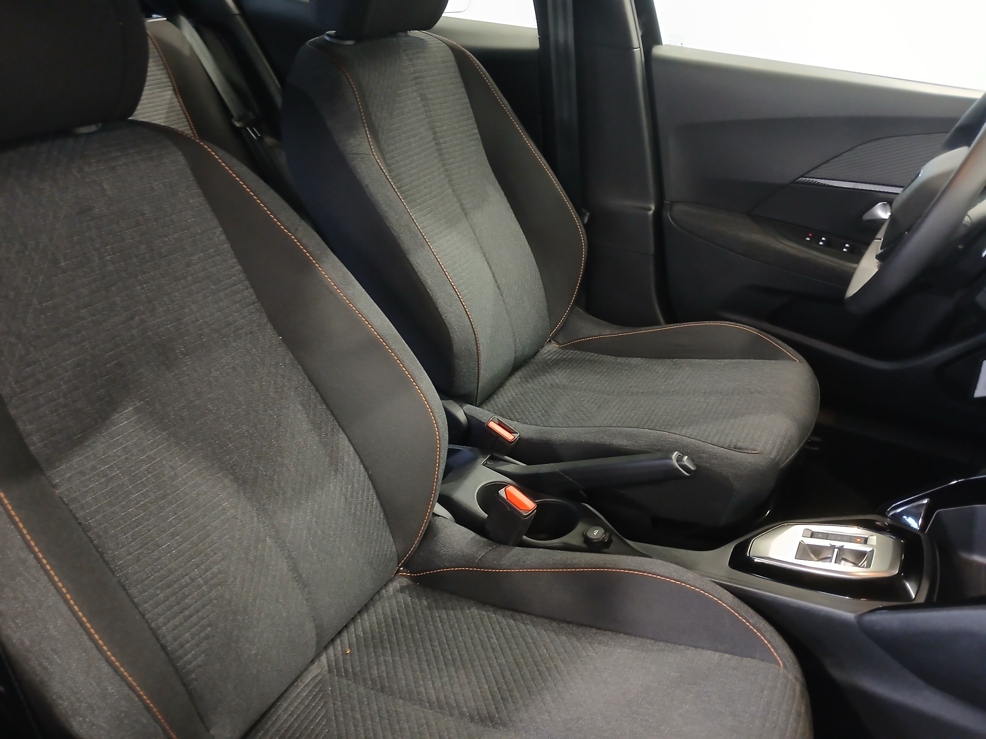PEUGEOT 2008 Style Hybrid 145 ch e-DCS6