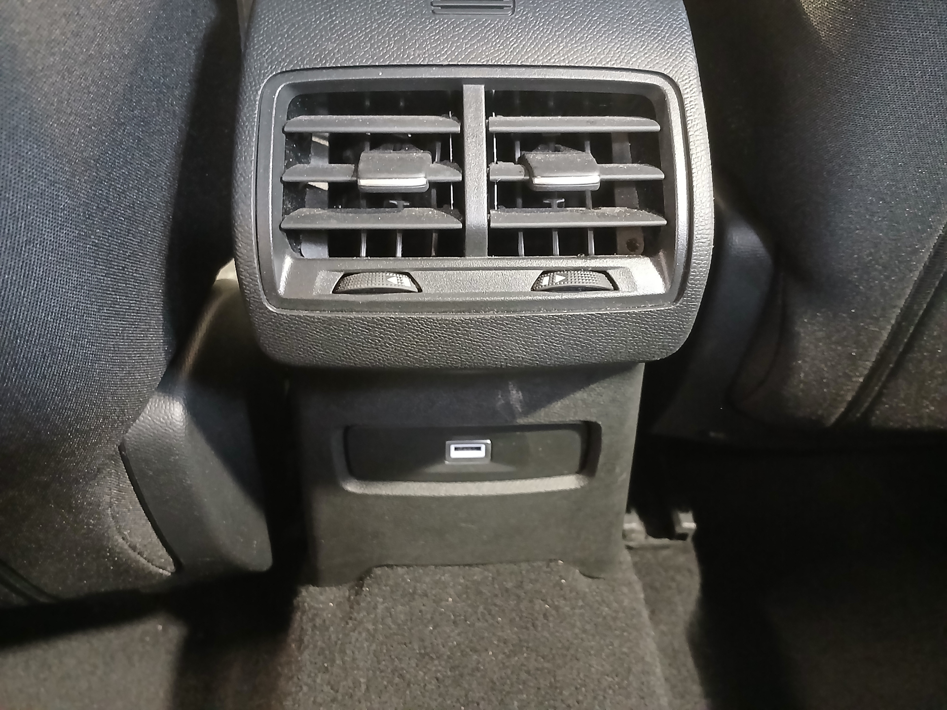 CITROEN C4 Hybride 145ch Edcs-6 MAX
