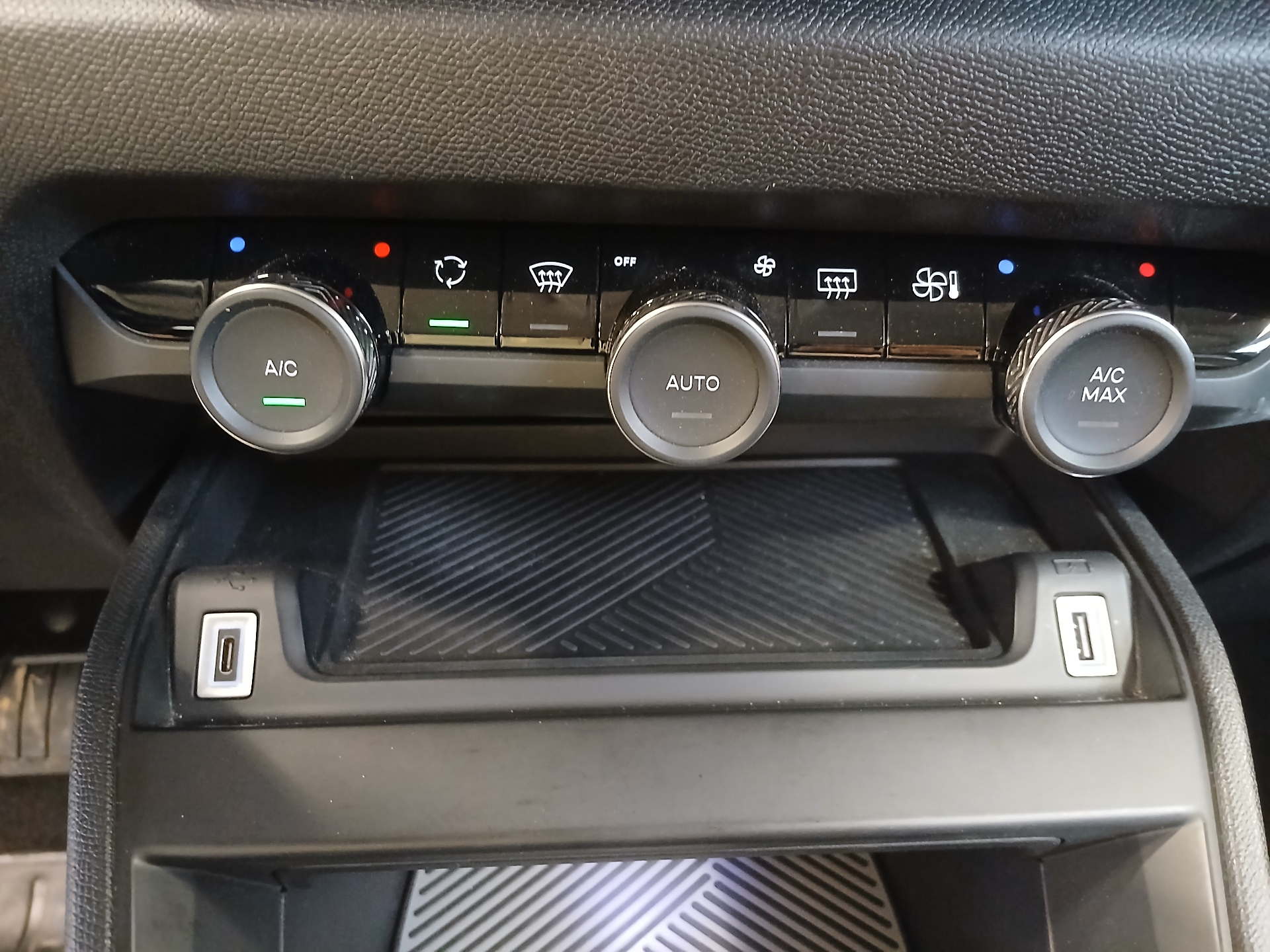 CITROEN C4 Hybride 145ch Edcs-6 MAX