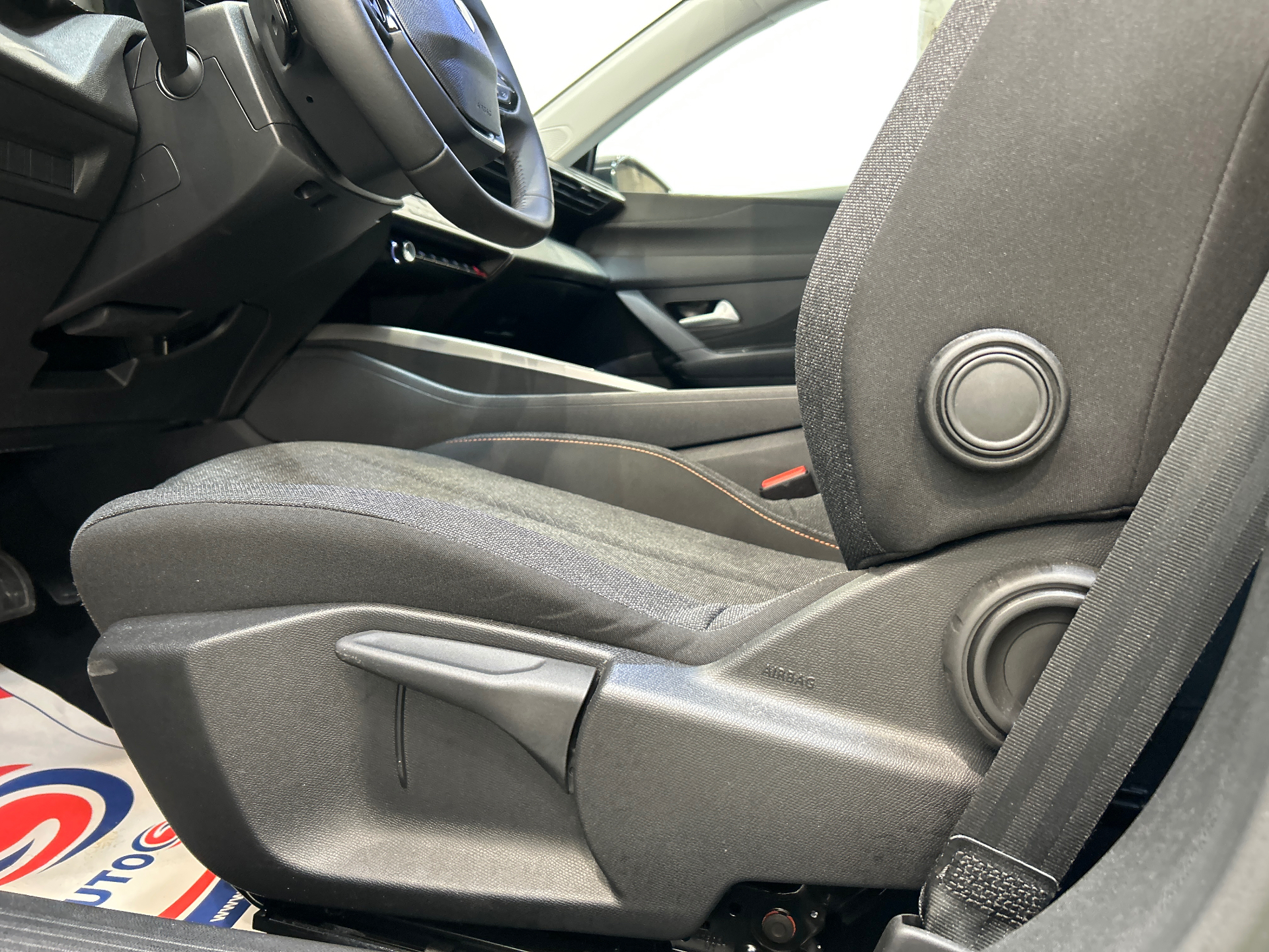 PEUGEOT 308 SW Style Hybrid 145 ch e-DCS6