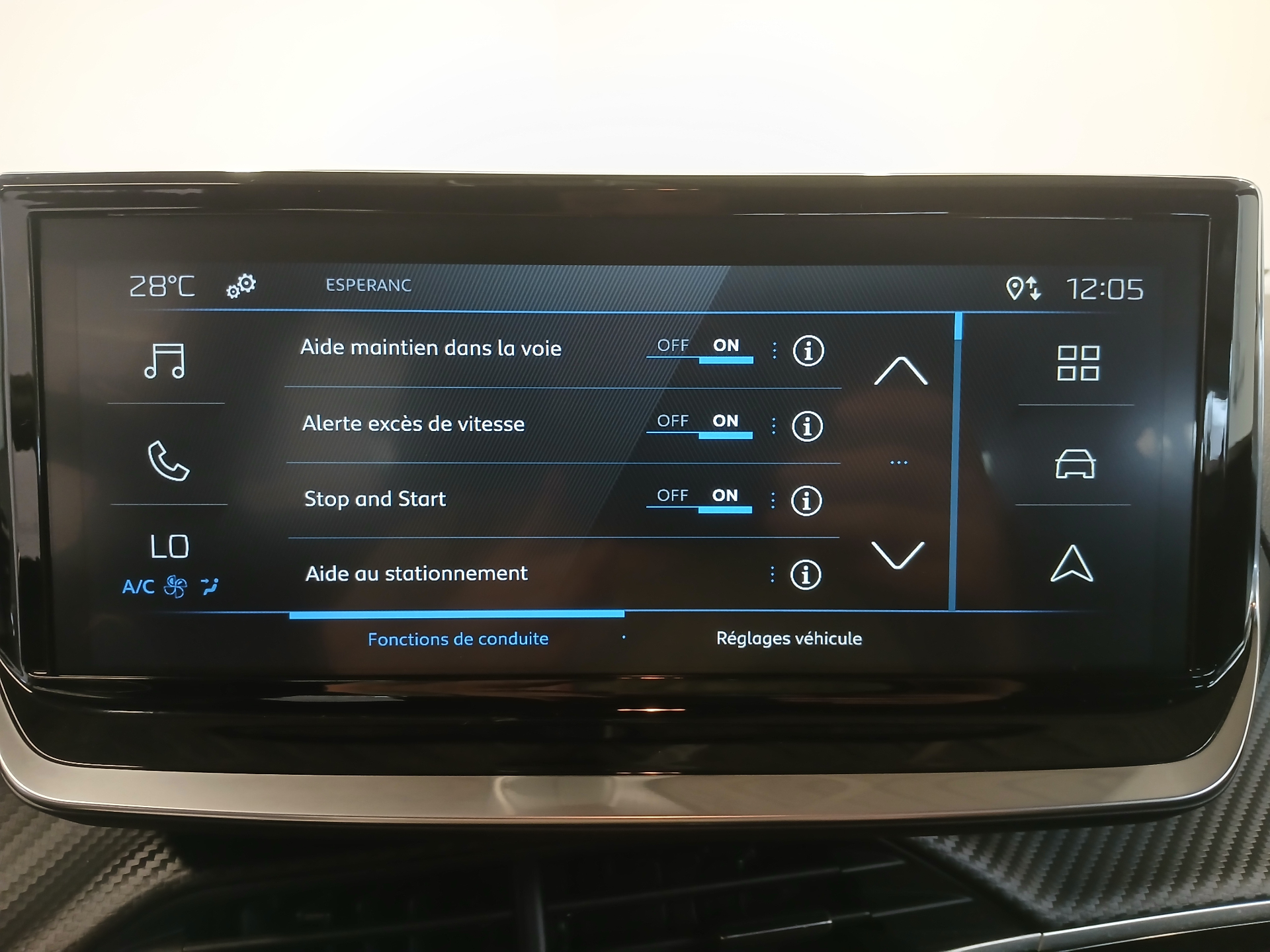 PEUGEOT 2008 Style Hybrid 145 ch e-DCS6