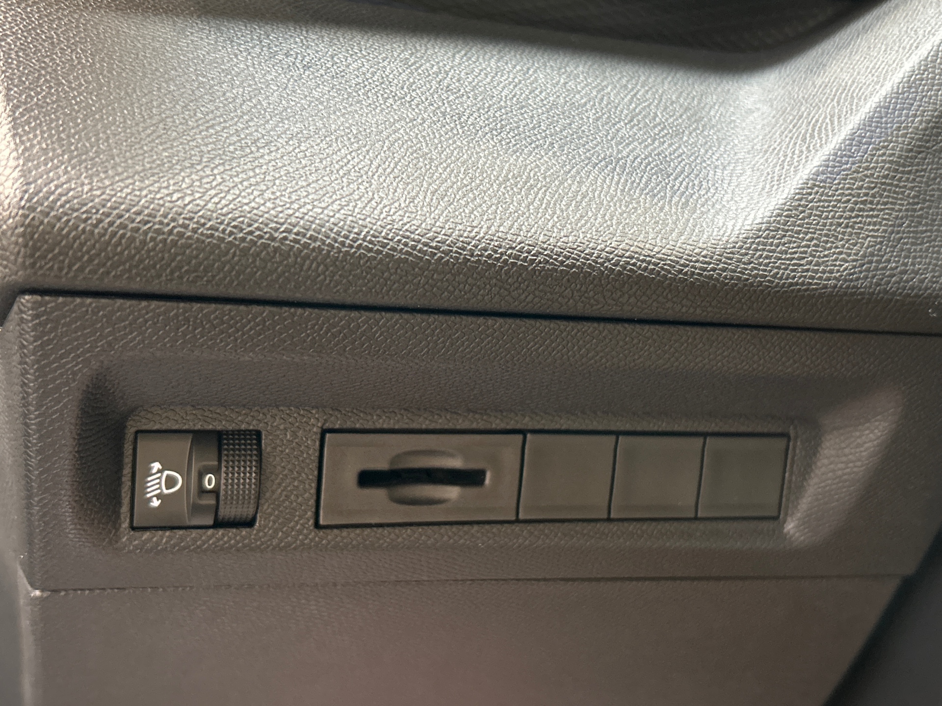 PEUGEOT 308 SW Style Hybrid 145 ch e-DCS6