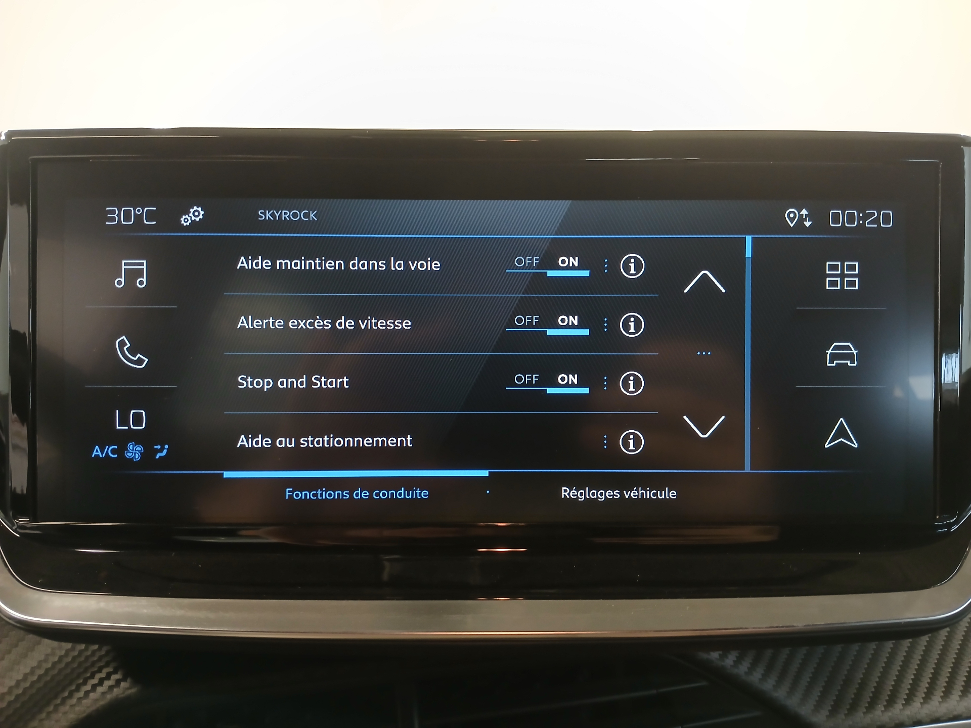 PEUGEOT 2008 Style Hybrid 145 ch e-DCS6