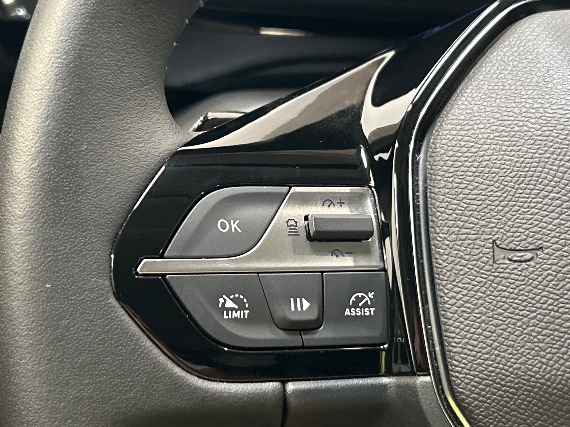 PEUGEOT 308 SW Style Hybrid 145 ch e-DCS6