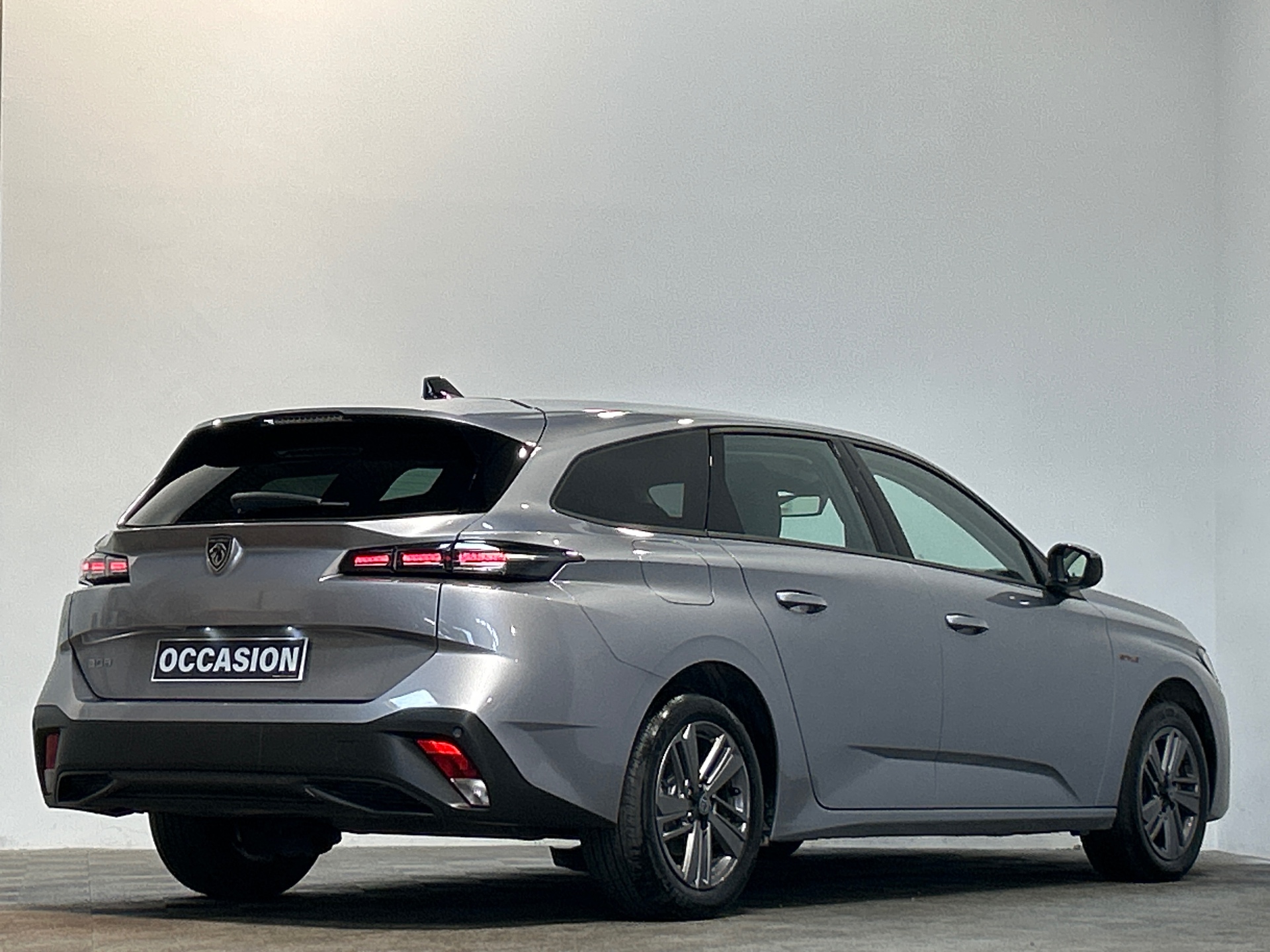 PEUGEOT 308 SW Style Hybrid 145 ch e-DCS6