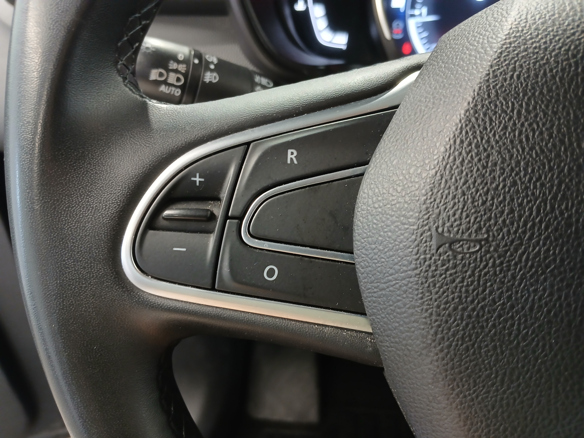 RENAULT KADJAR Blue dCi 115 EDC Business