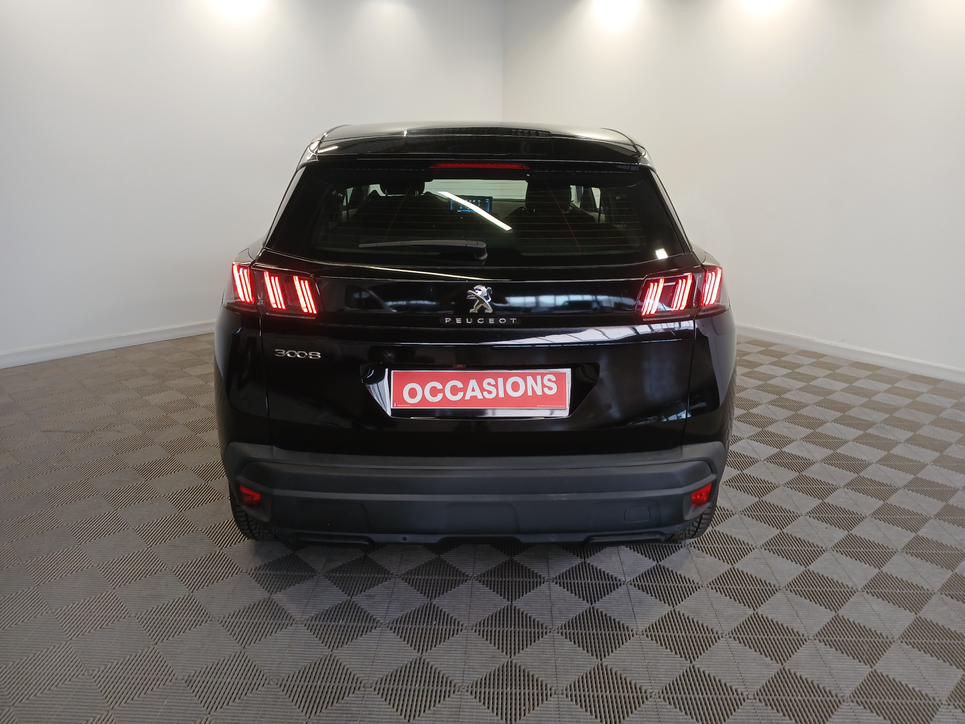 PEUGEOT 3008 BlueHDi 130ch S&S EAT8 Active Pack