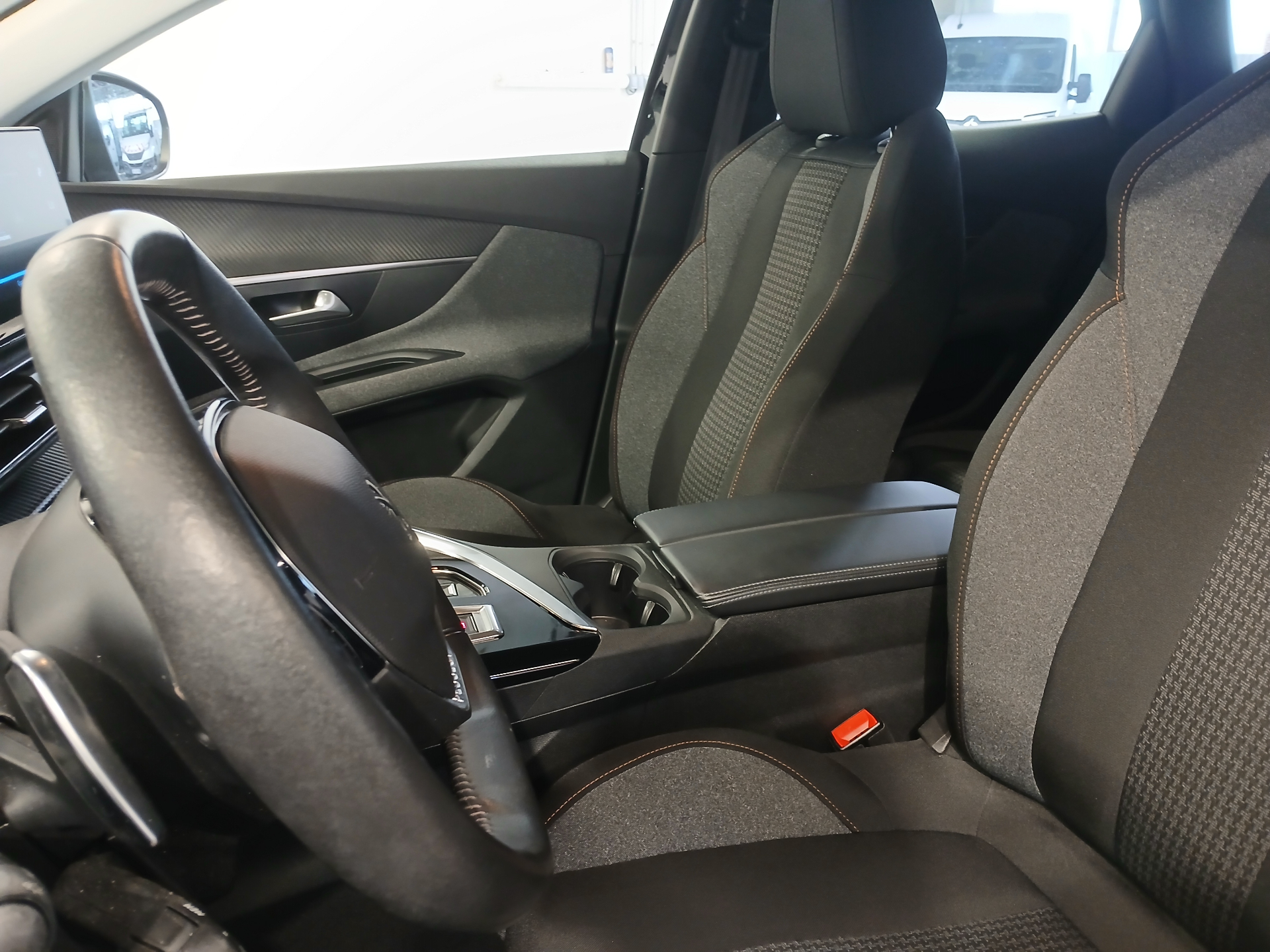 PEUGEOT 3008 BlueHDi 130ch S&S EAT8 Active Pack