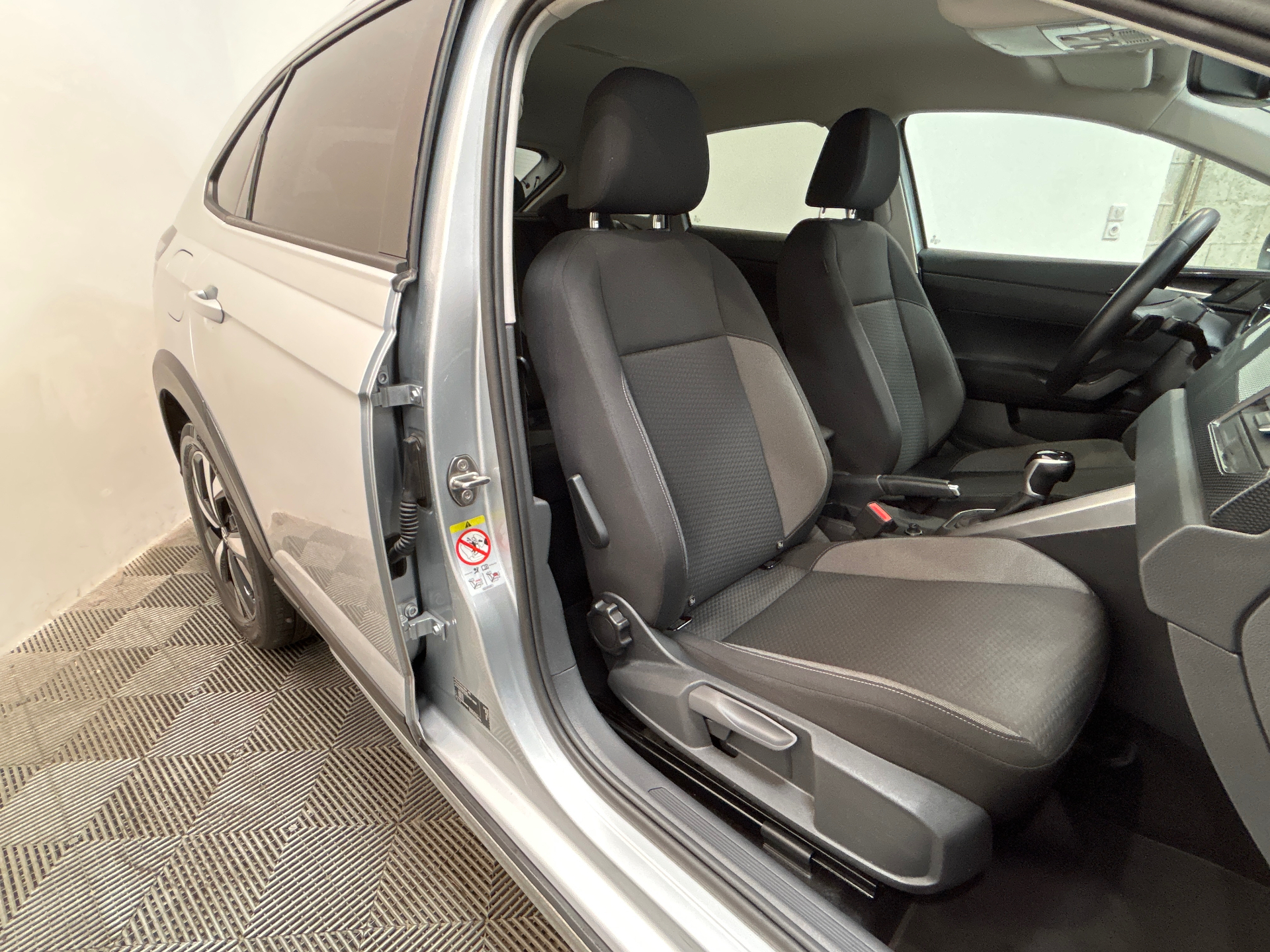 VOLKSWAGEN TAIGO TSI 115 HP LIFE DSG