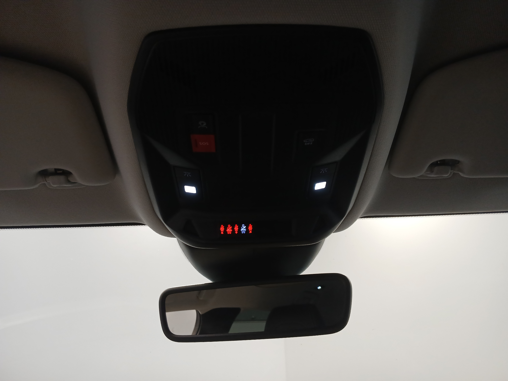 PEUGEOT 408 Allure Hybrid 145 ch e-DCS6