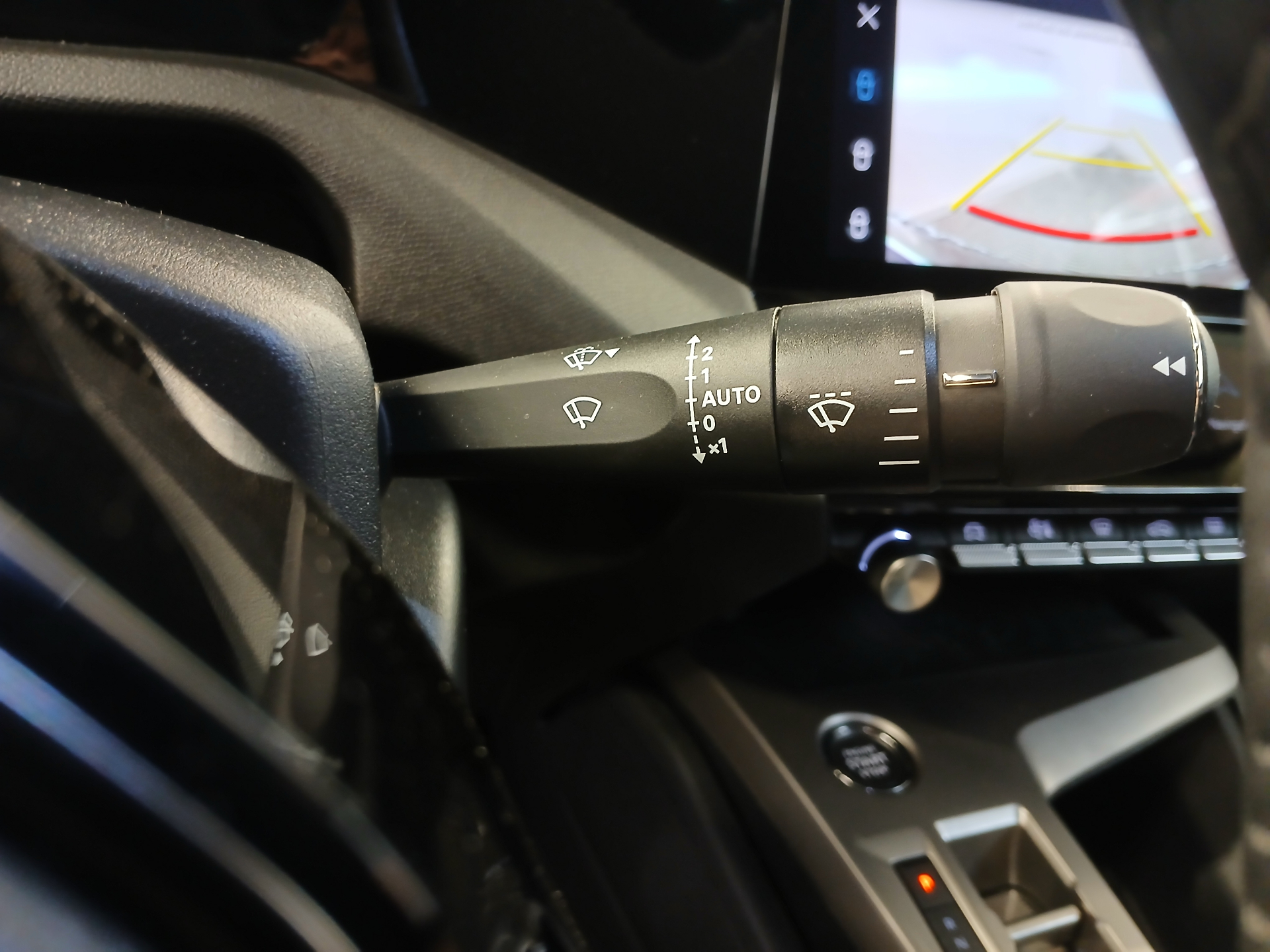 PEUGEOT 408 Allure Hybrid 145 ch e-DCS6