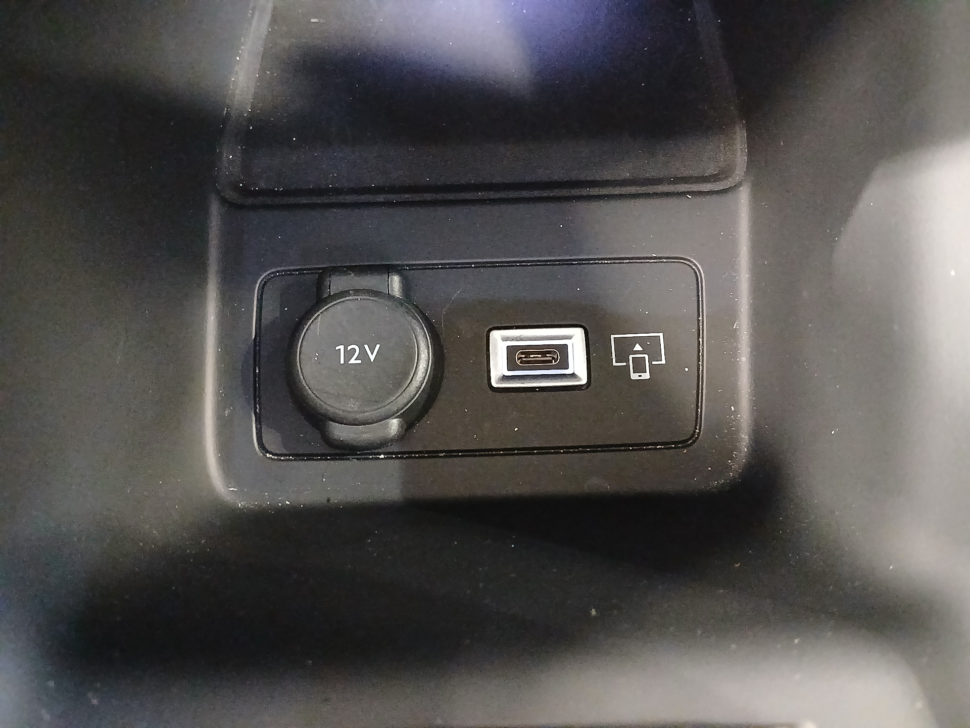 PEUGEOT 408 Allure Hybrid 145 ch e-DCS6