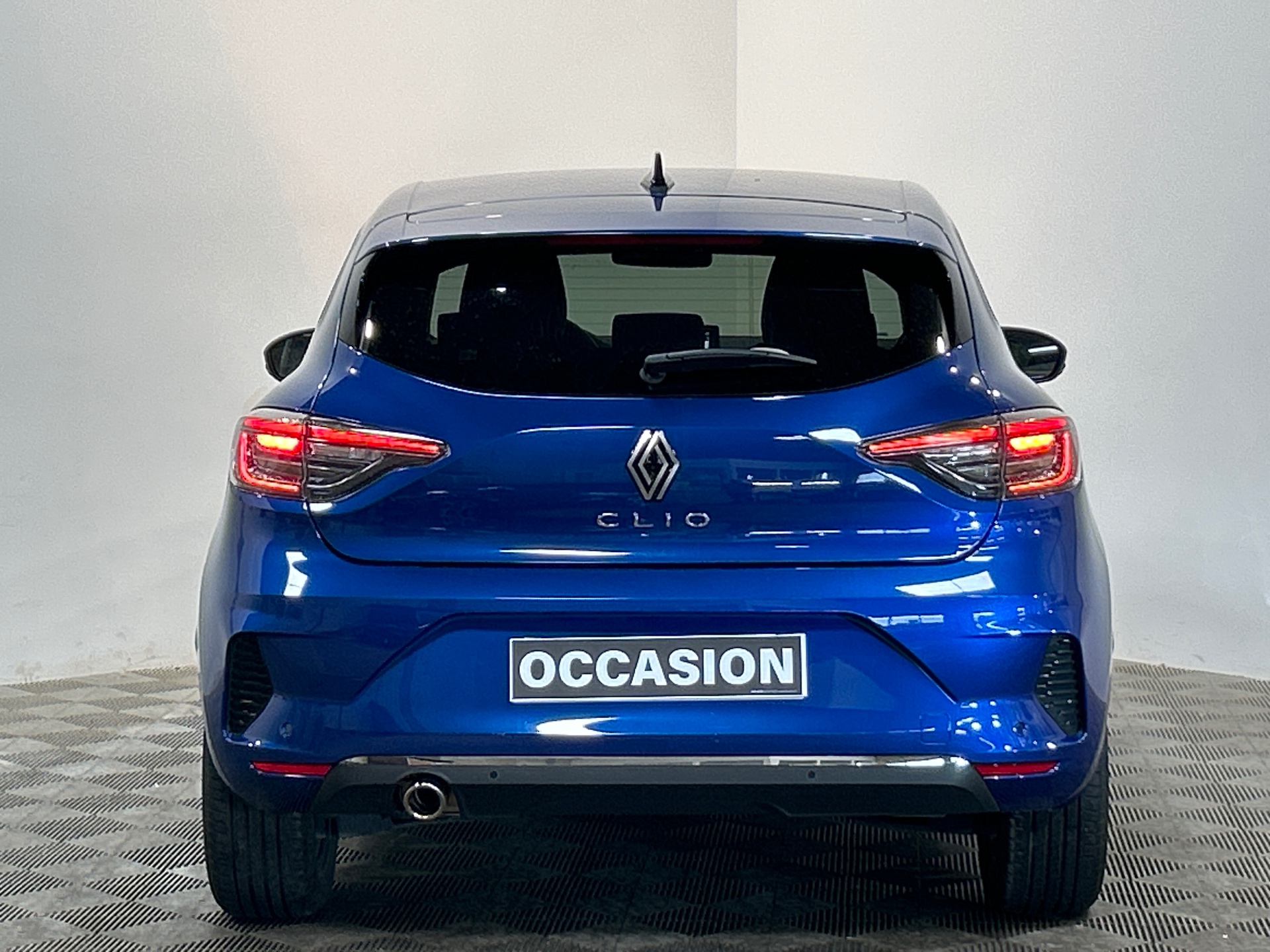RENAULT CLIO V Techno 90 tce