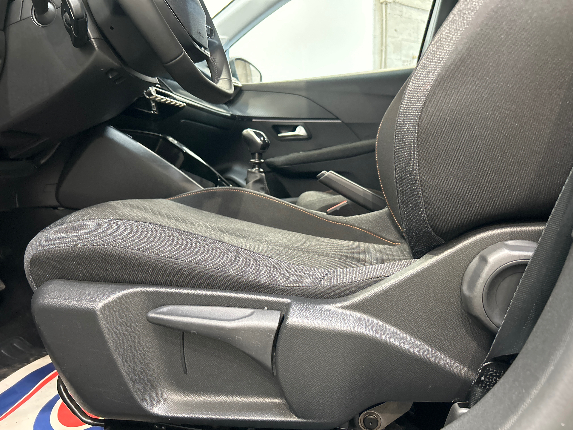 PEUGEOT 208 Style 100 ch BVM6