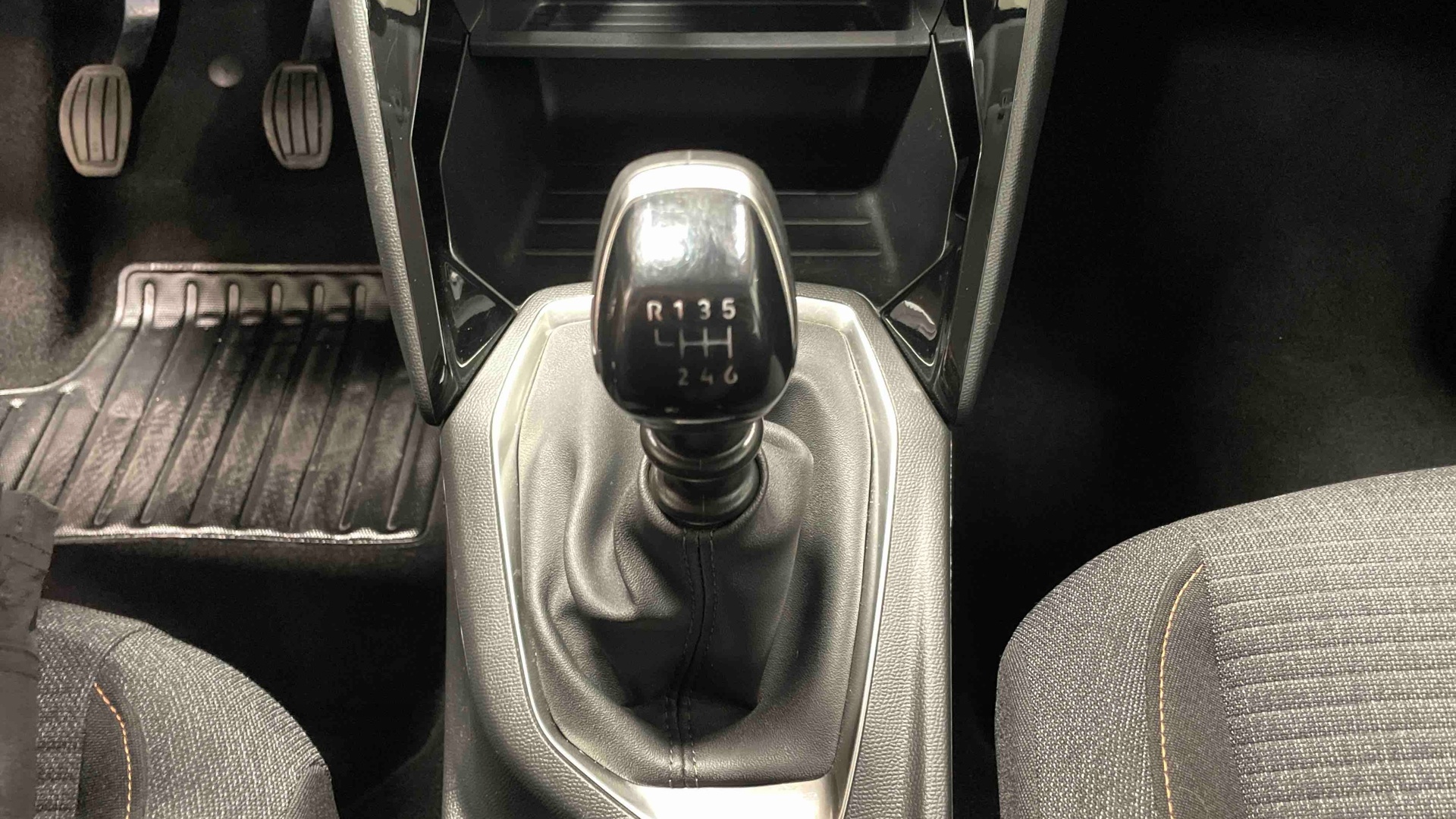 PEUGEOT 208 Style 100 ch BVM6