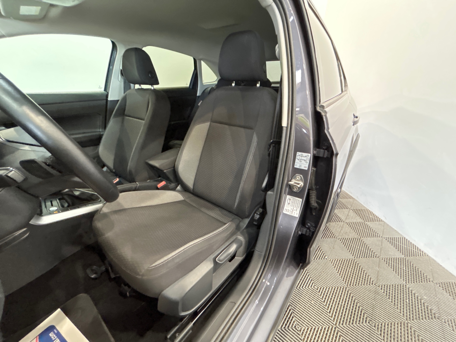 VOLKSWAGEN TAIGO TSI 115 HP LIFE DSG
