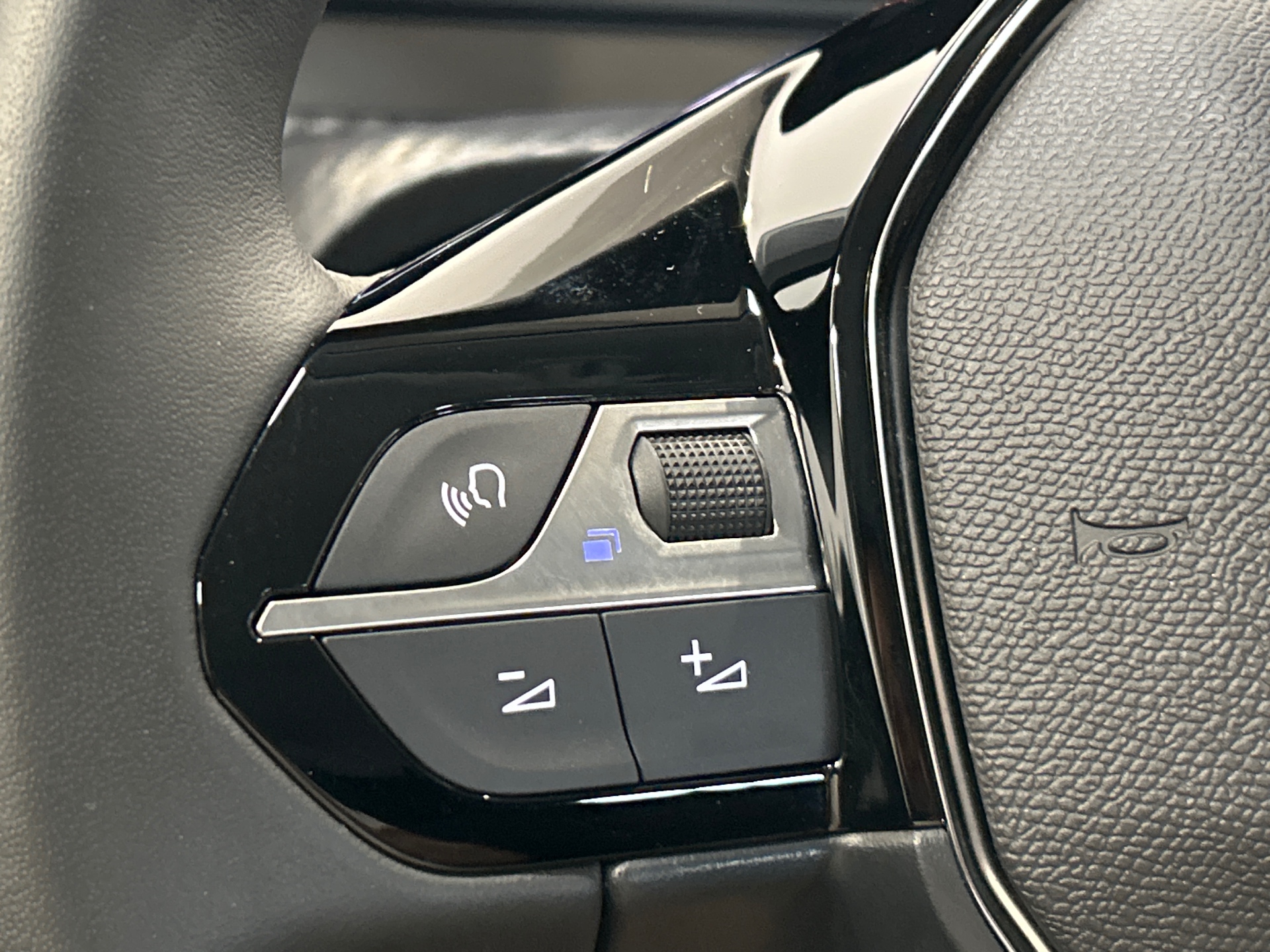 PEUGEOT 208 Style 100 ch BVM6