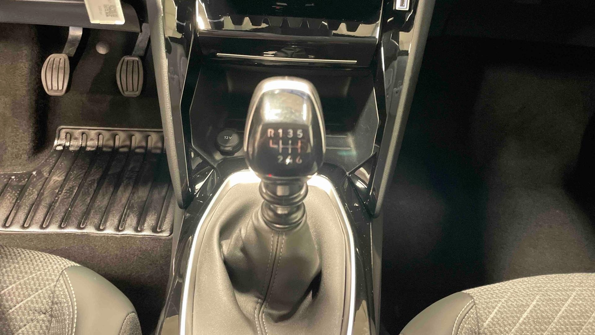 PEUGEOT 208 Allure 100 ch BVM6