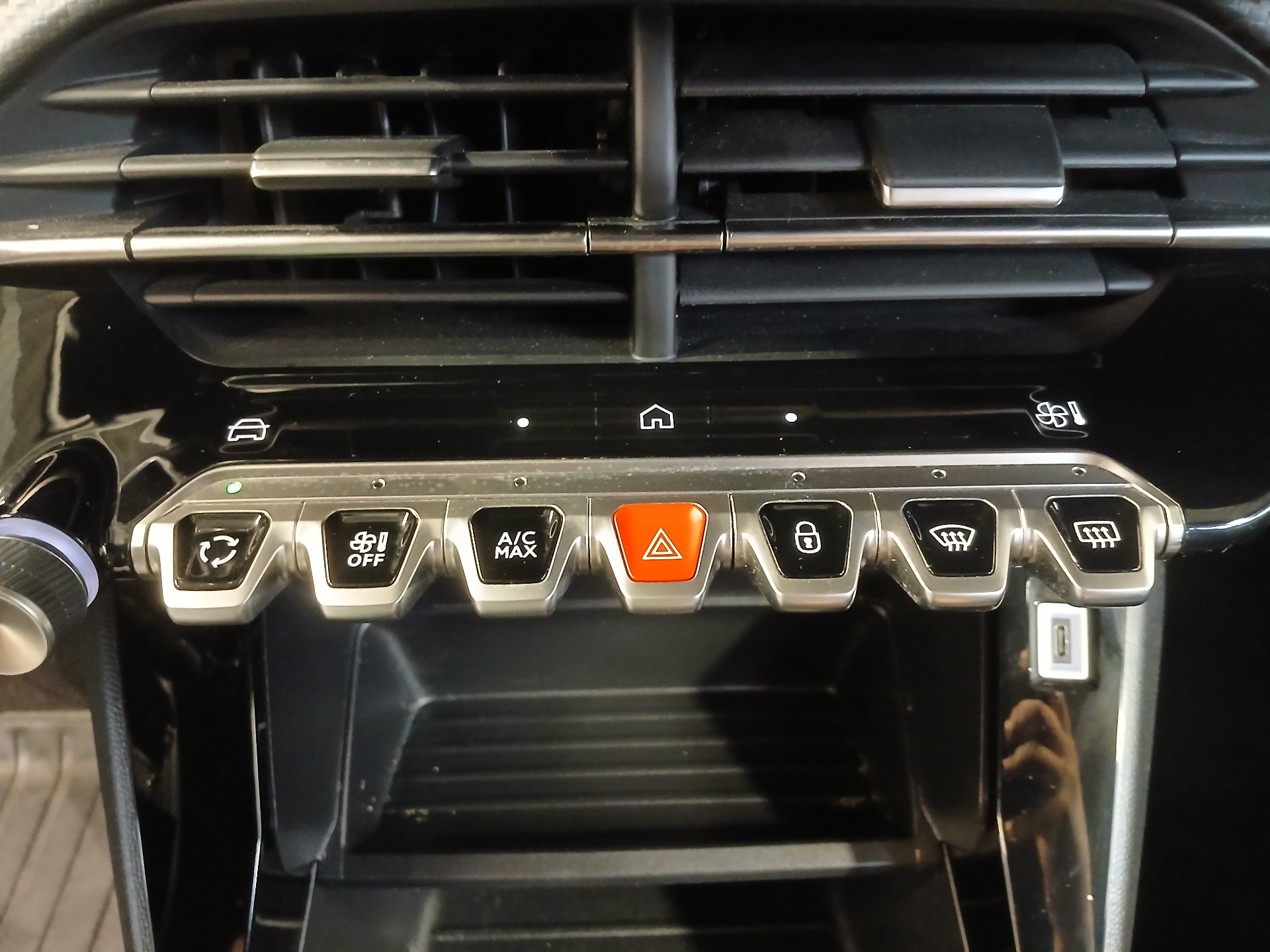 PEUGEOT 2008 Style 100 ch BVM6