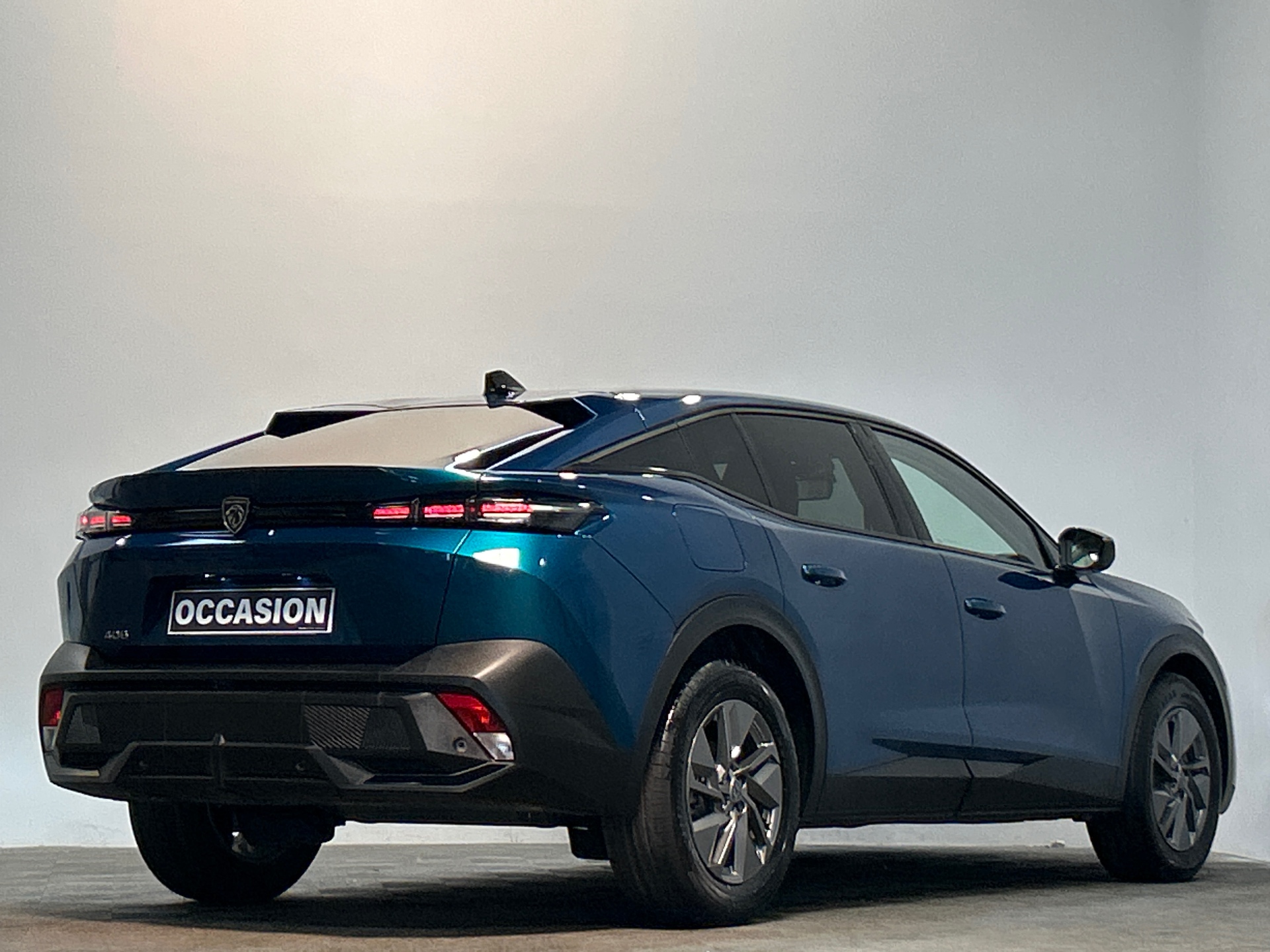 PEUGEOT 408 Allure Hybrid 145 ch e-DCS6